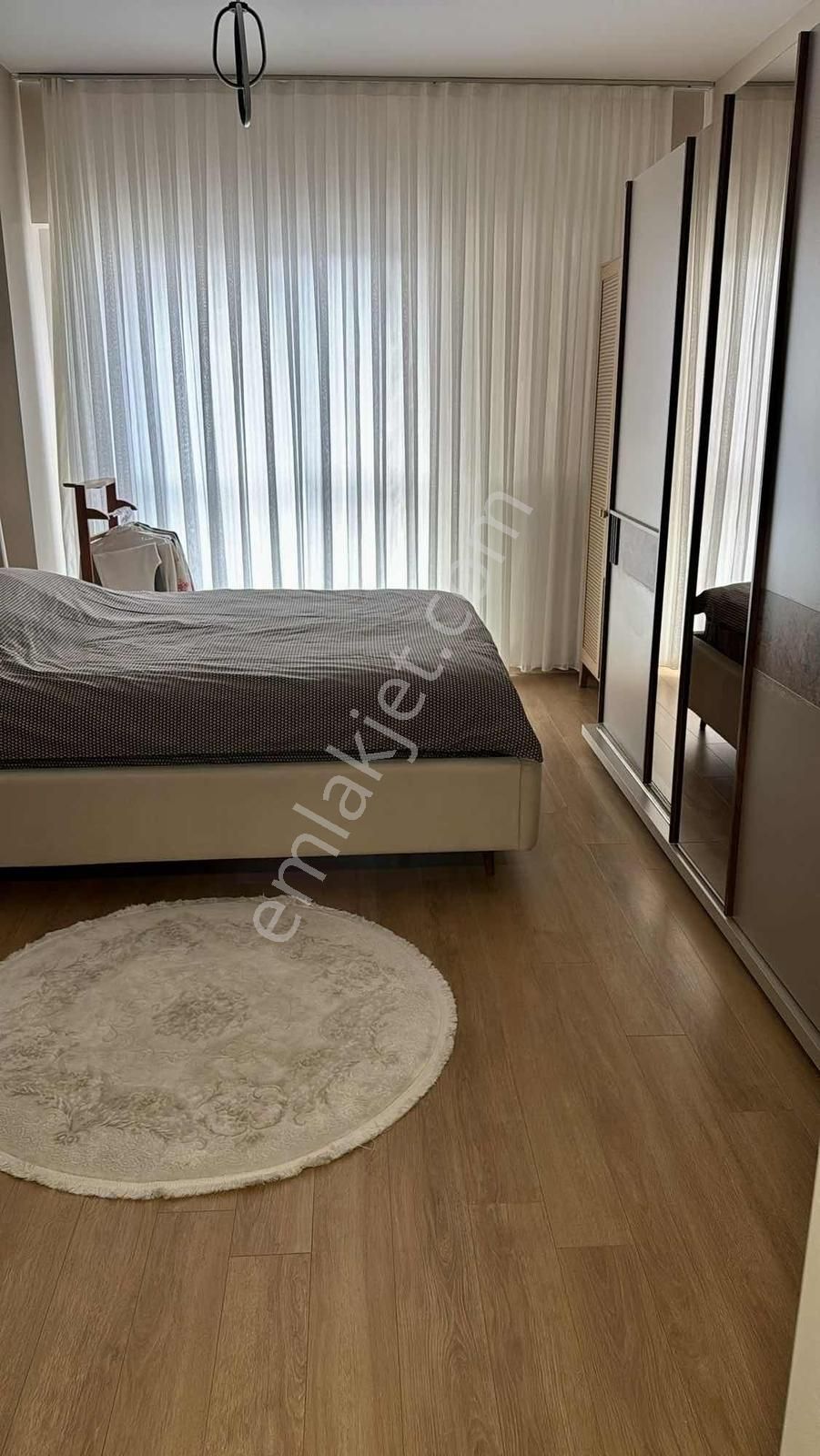 Bahçeşehir Referans Sitesinde 3,5+1 Kiralık - Görsel 5