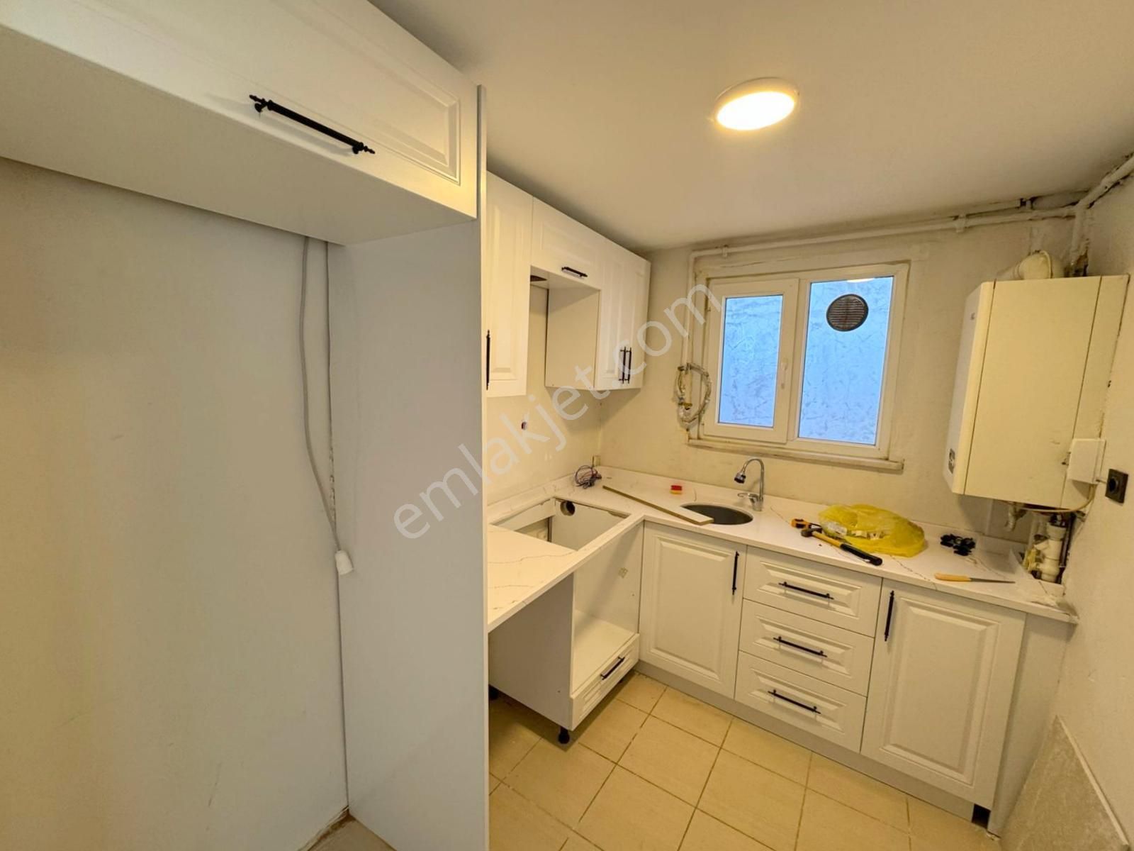 Mertcan'dan Metro&hastane 5dk Yürüme Mesafeli Balkonlu Geniş 1+1 - Görsel 5