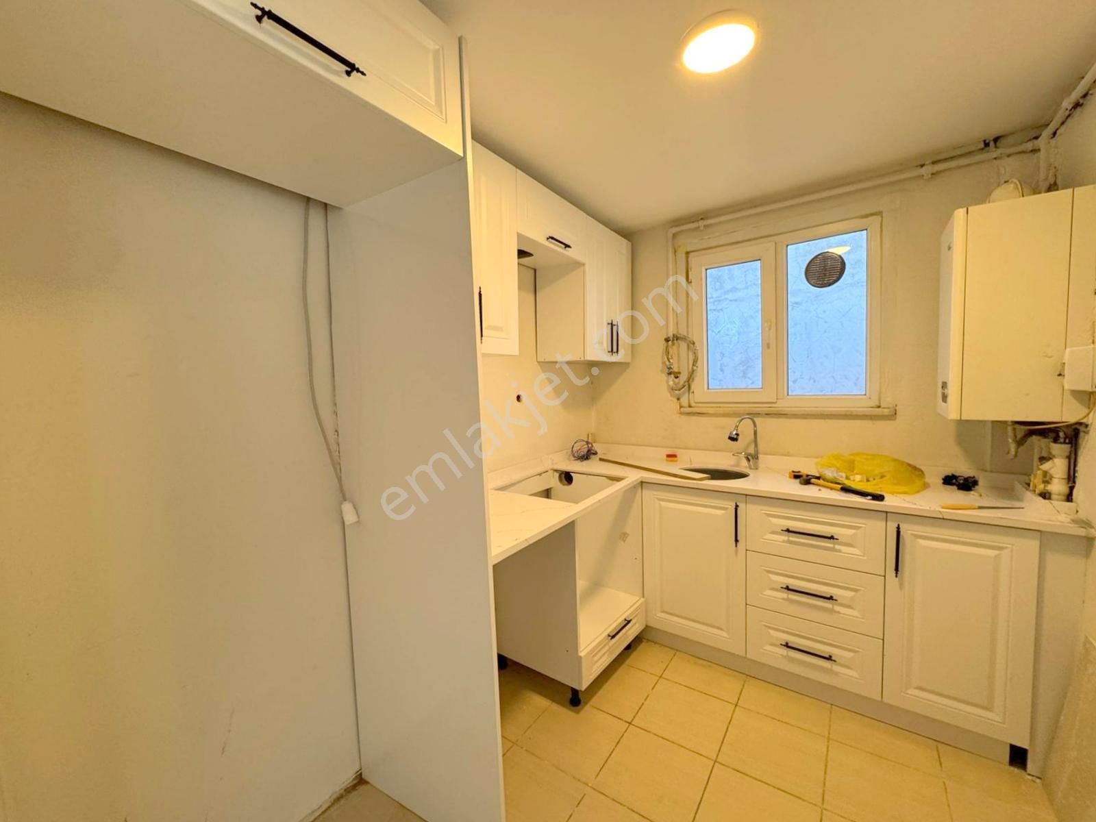 Mertcan'dan Metro&hastane 5dk Yürüme Mesafeli Balkonlu Geniş 1+1 - Görsel 4