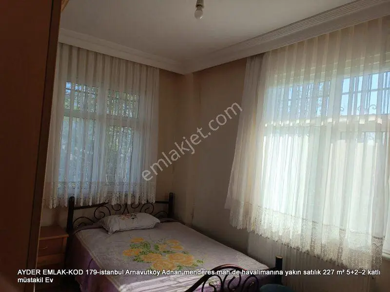 Havalimanına Yakın Satılık 227 M² 5+2–2 Katlı Müstakil Ev - Görsel 3