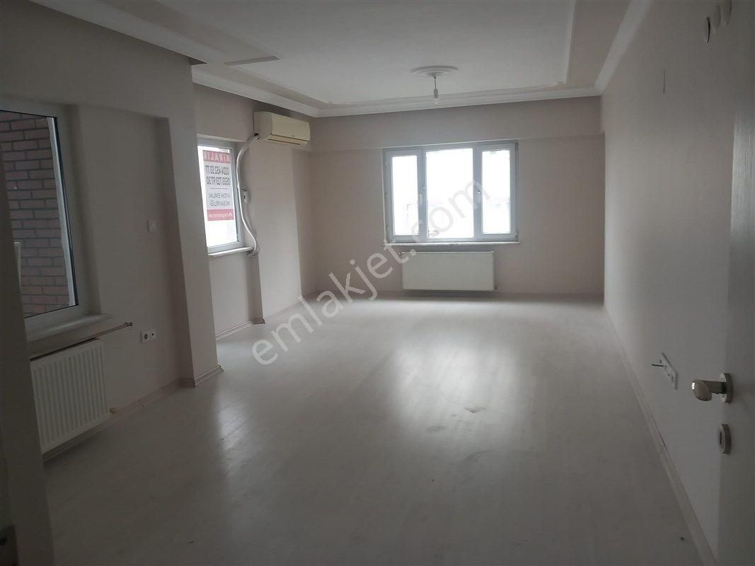 Bursa Nilüfer Üçevler De Site İçi Kiralık 3.kat 3+1 Daire 28.000 Tl - Görsel 6