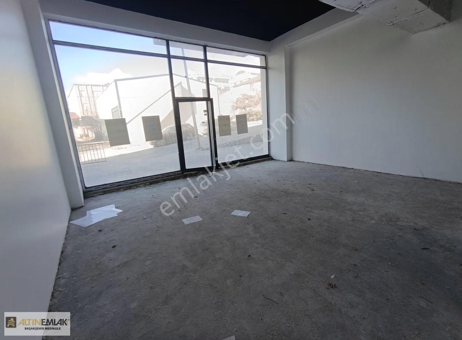 Esenyurt Radius Sitesinde Kiralık Dükkan 37.500 Tl