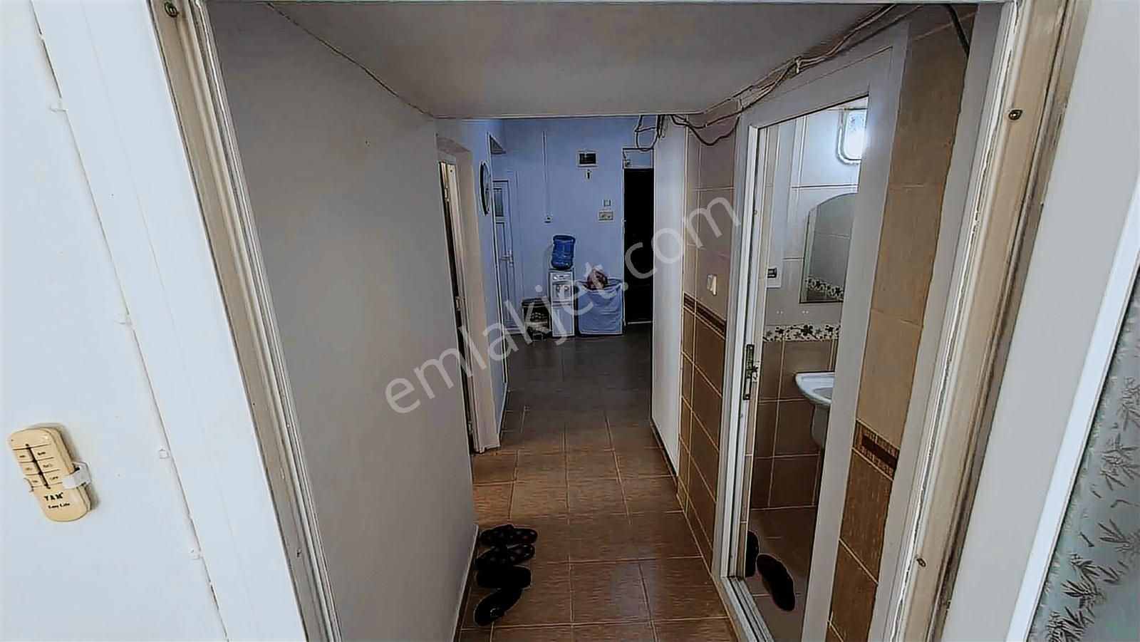 Arca'dan İçi Yapılı Temiz 3+1 Satılık Daire - Görsel 9