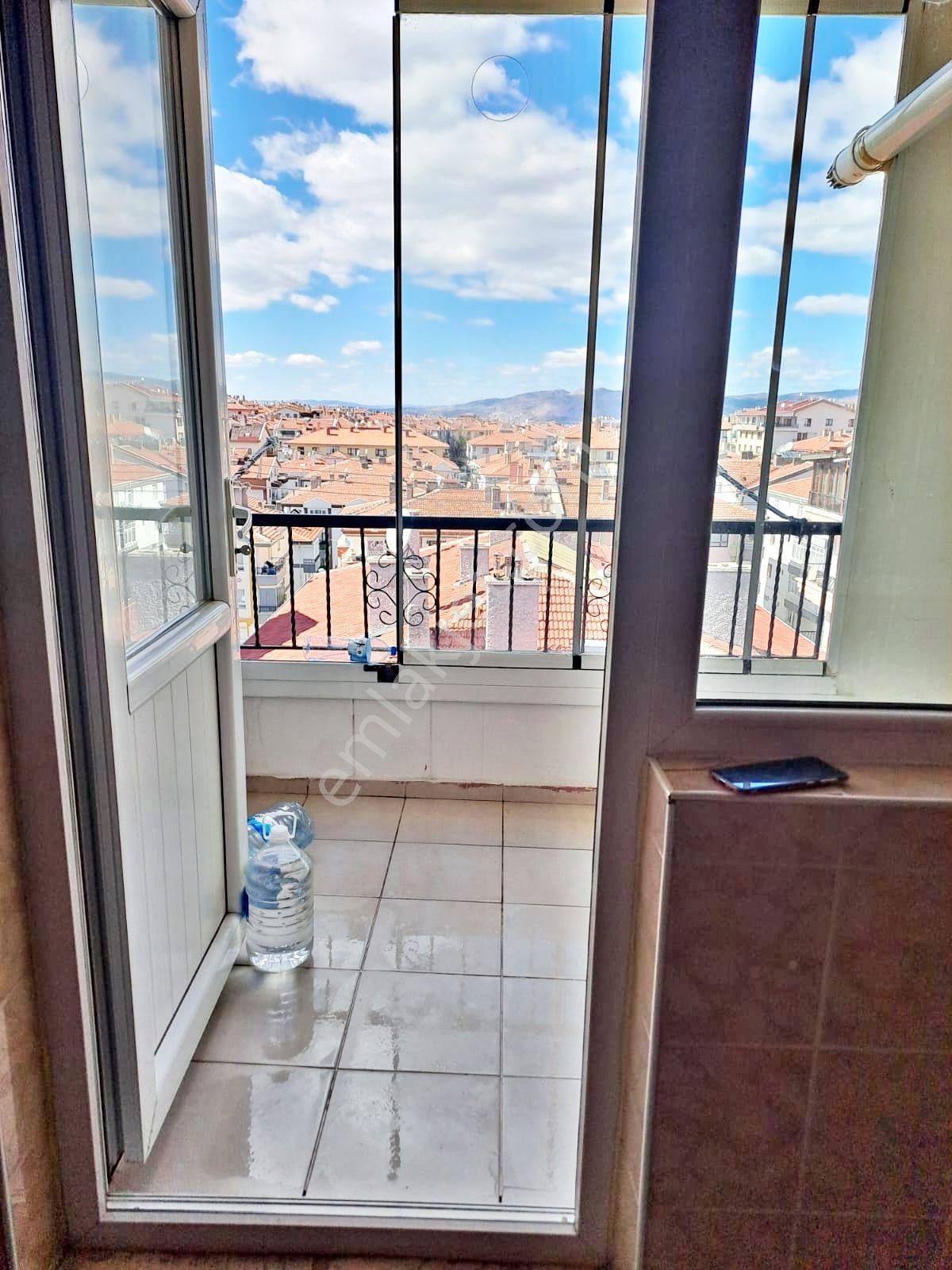 Ufuktepe Ankara Manzaralı Full Yapılı Arakat Kiralık 3 +1 Daire - Görsel 35