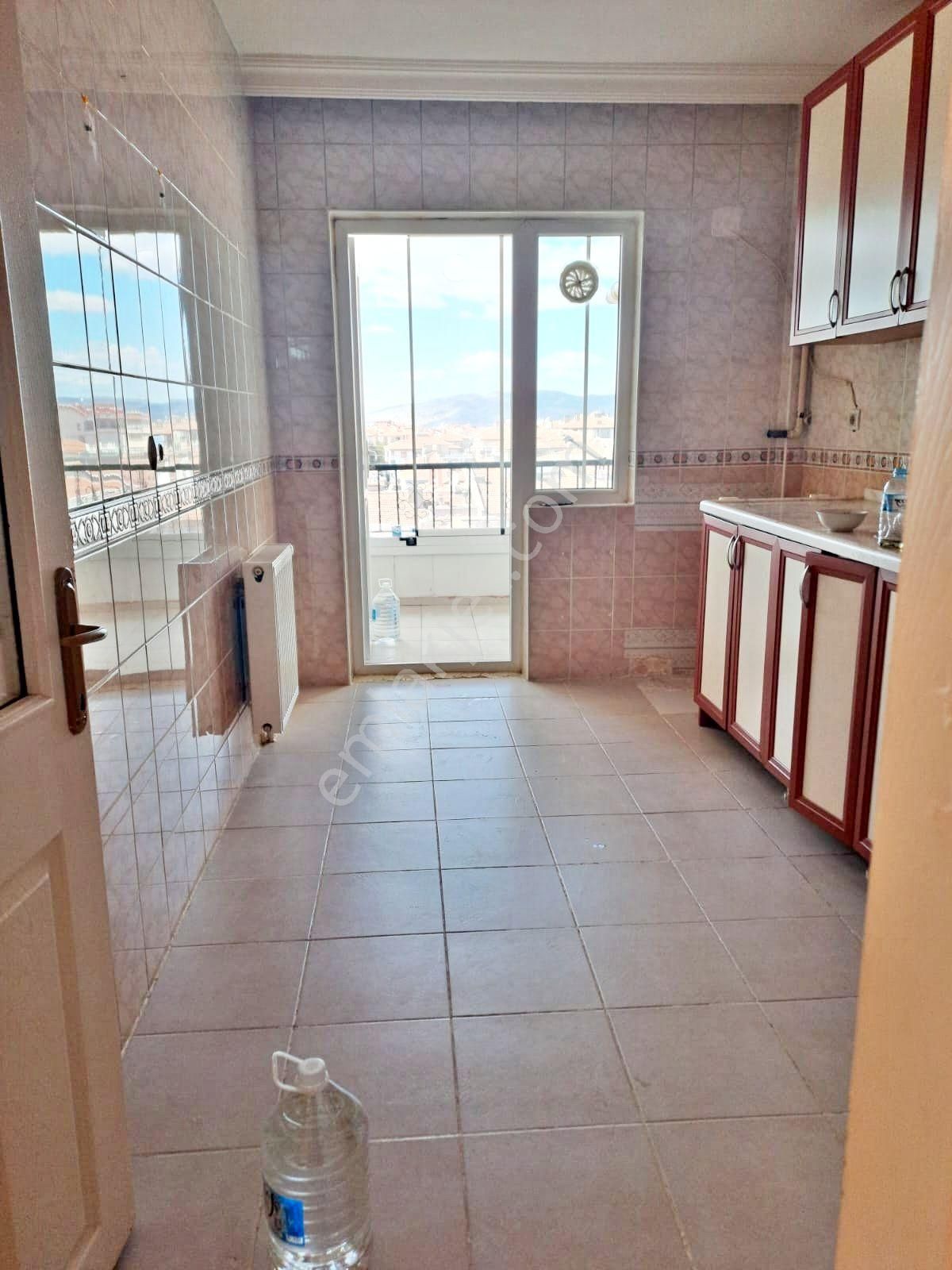 Ufuktepe Ankara Manzaralı Full Yapılı Arakat Kiralık 3 +1 Daire - Görsel 4