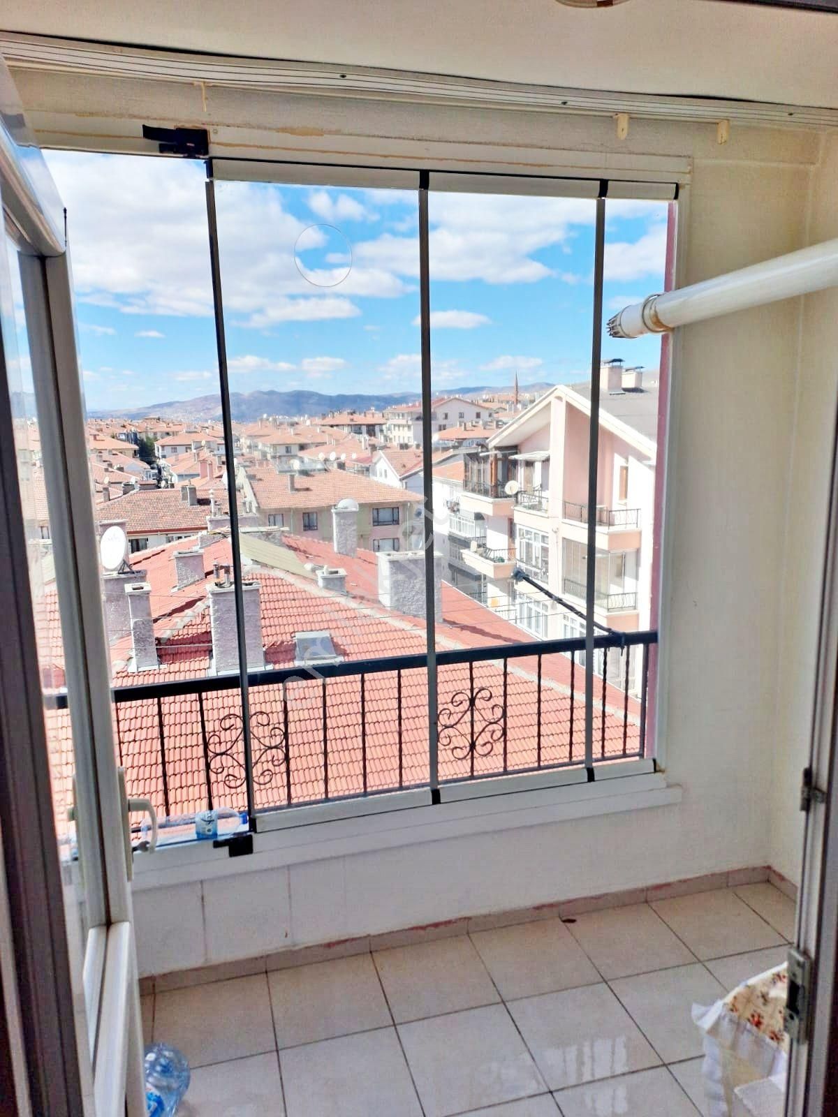 Ufuktepe Ankara Manzaralı Full Yapılı Arakat Kiralık 3 +1 Daire - Görsel 5