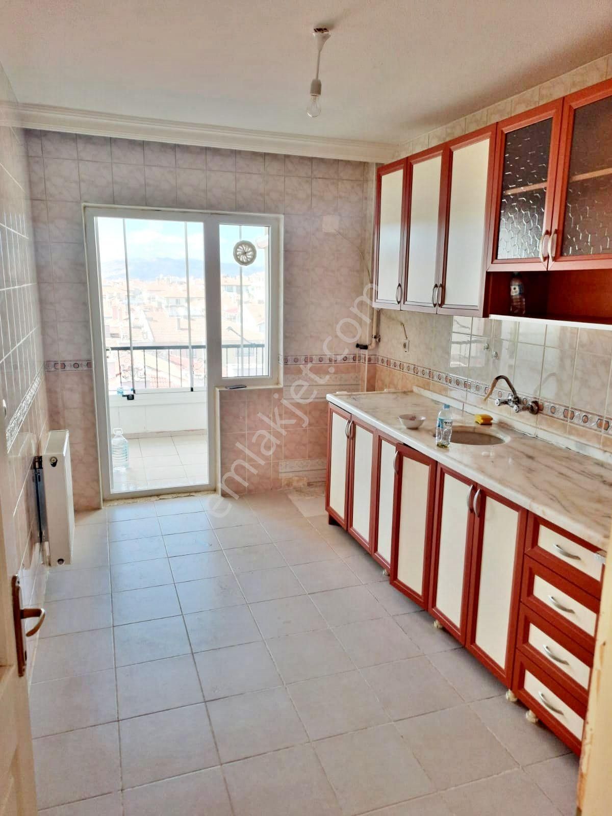 Ufuktepe Ankara Manzaralı Full Yapılı Arakat Kiralık 3 +1 Daire - Görsel 3