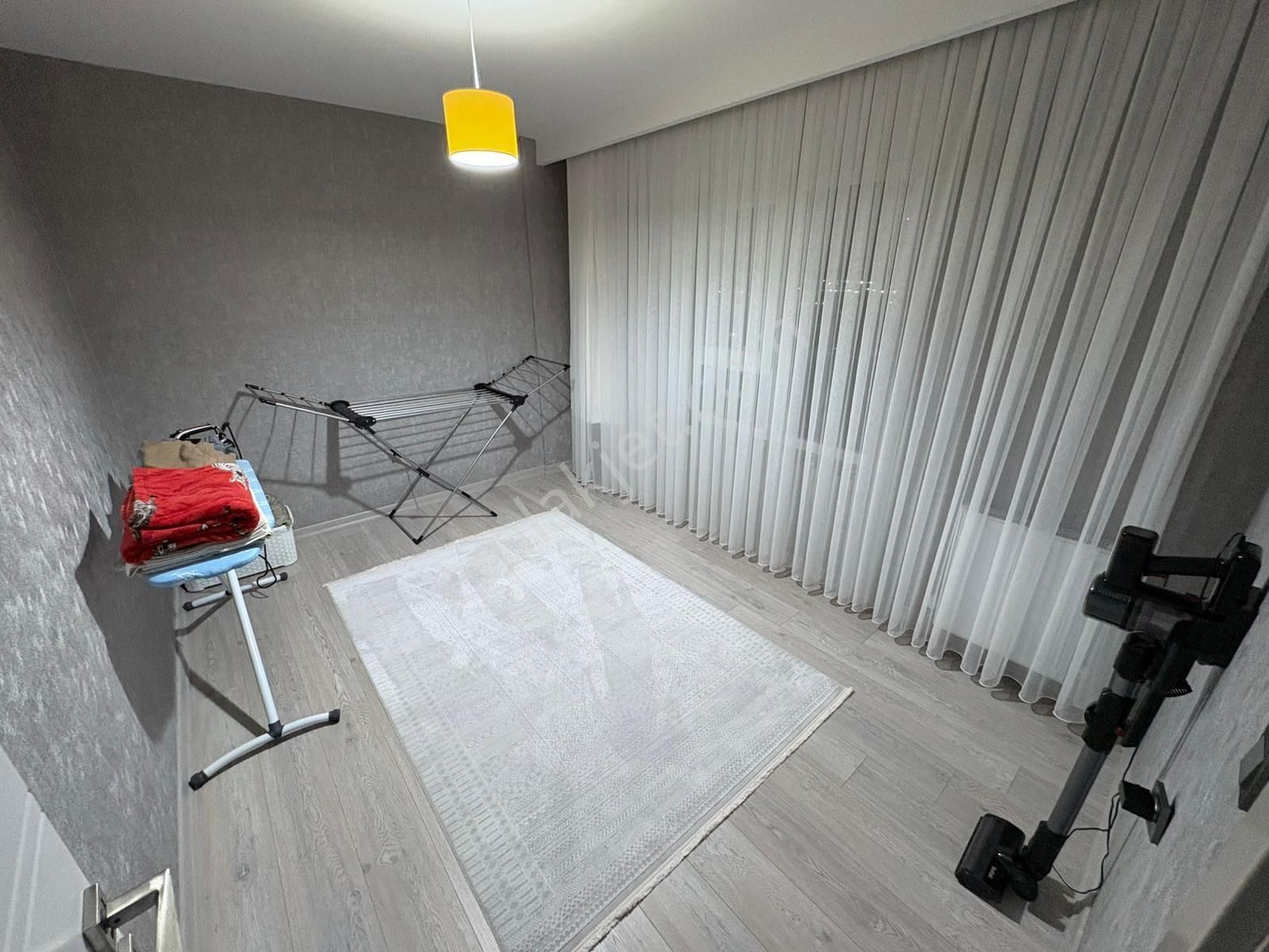 Törekent'in Yükselen Bölgesinde Şehir Manzaralı 4+1site Dairesi - Görsel 30