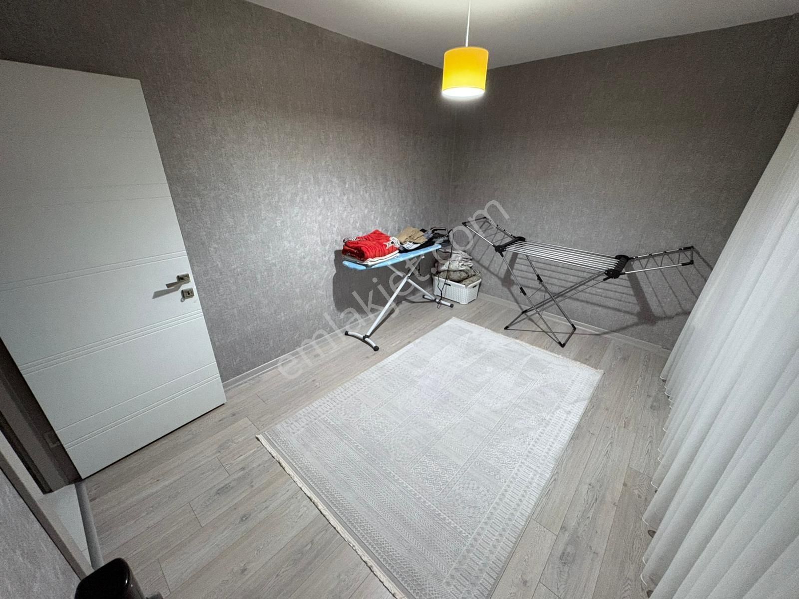 Törekent'in Yükselen Bölgesinde Şehir Manzaralı 4+1site Dairesi - Görsel 11