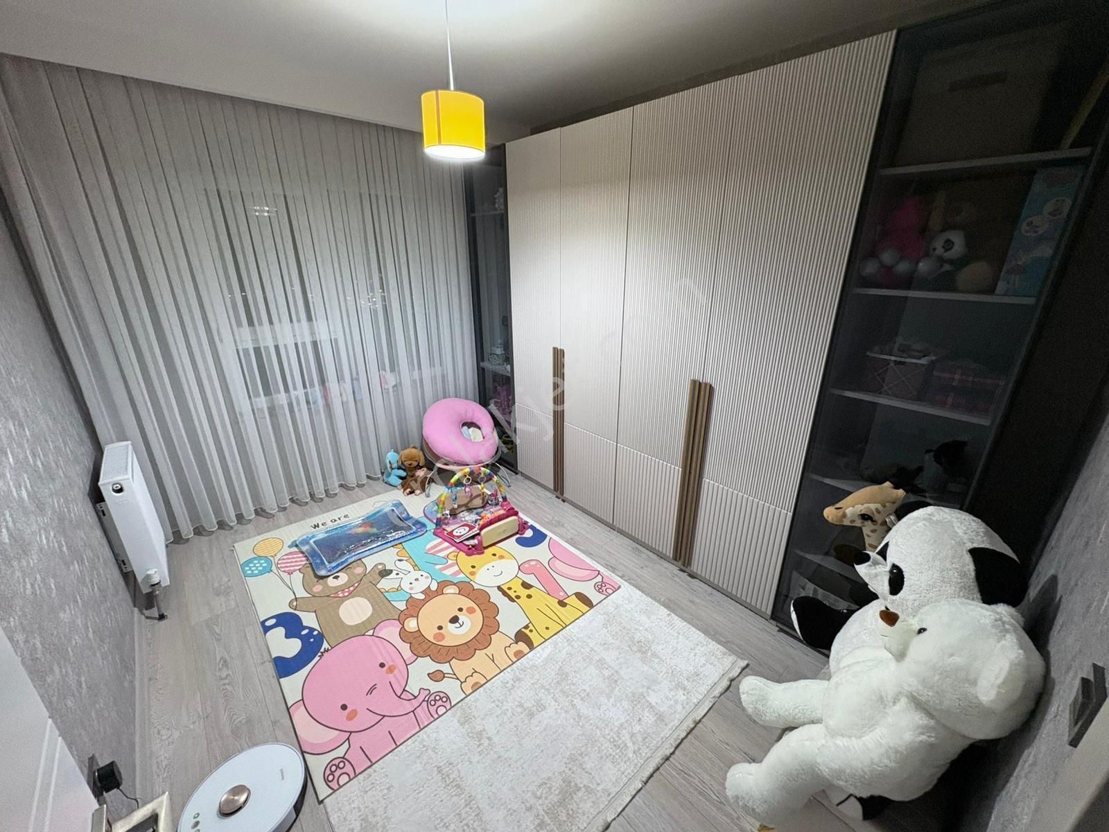 Törekent'in Yükselen Bölgesinde Şehir Manzaralı 4+1site Dairesi - Görsel 15