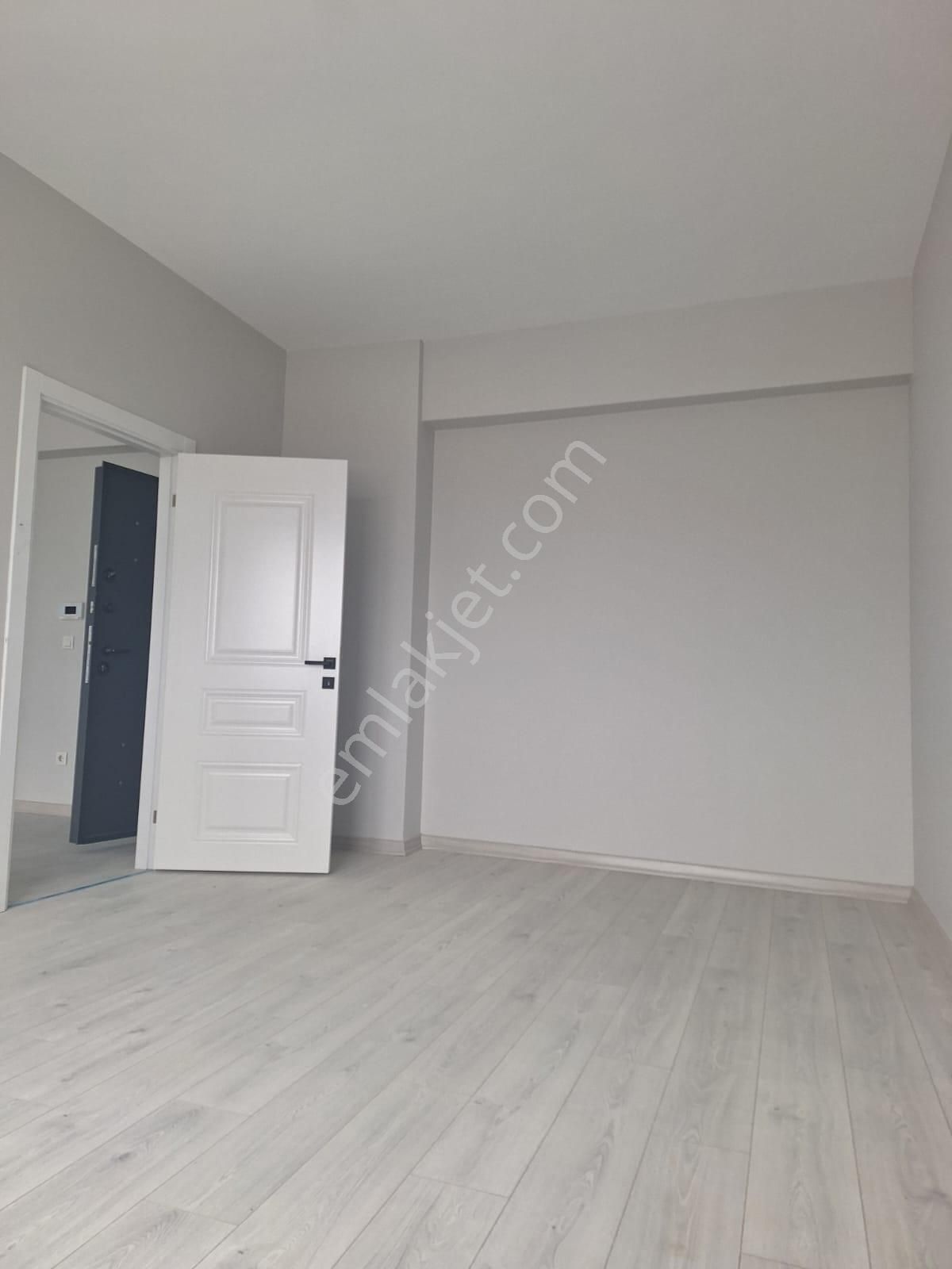 Sancaktepe Yenidoğan Yunus Emre Mh. Site İçi 1+1 Satılık Daire - Görsel 4