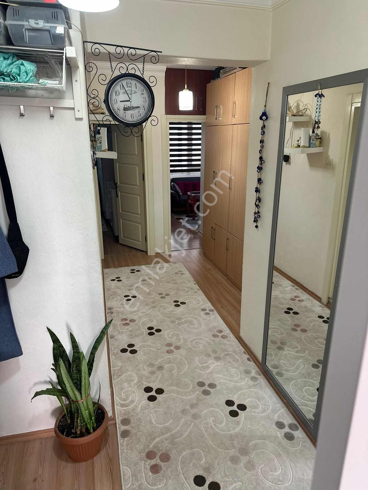 Şafak Mahallesinde Ara Kat 3+1 Doğalgazlı 135 M2 Satılık Daire - Görsel 19