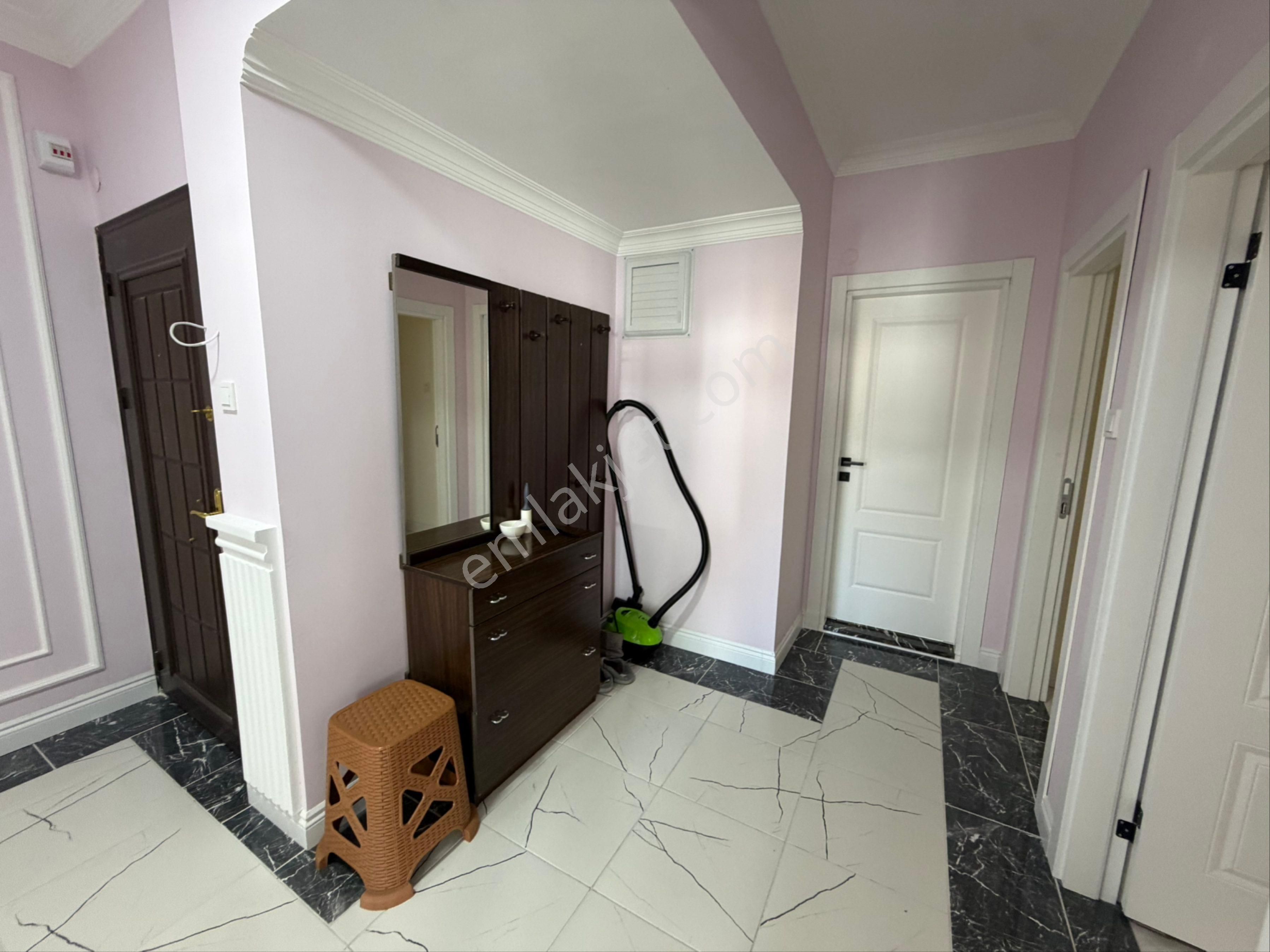 Damlataş 2+1 Eşyalı Kiralık Daire - Görsel 14