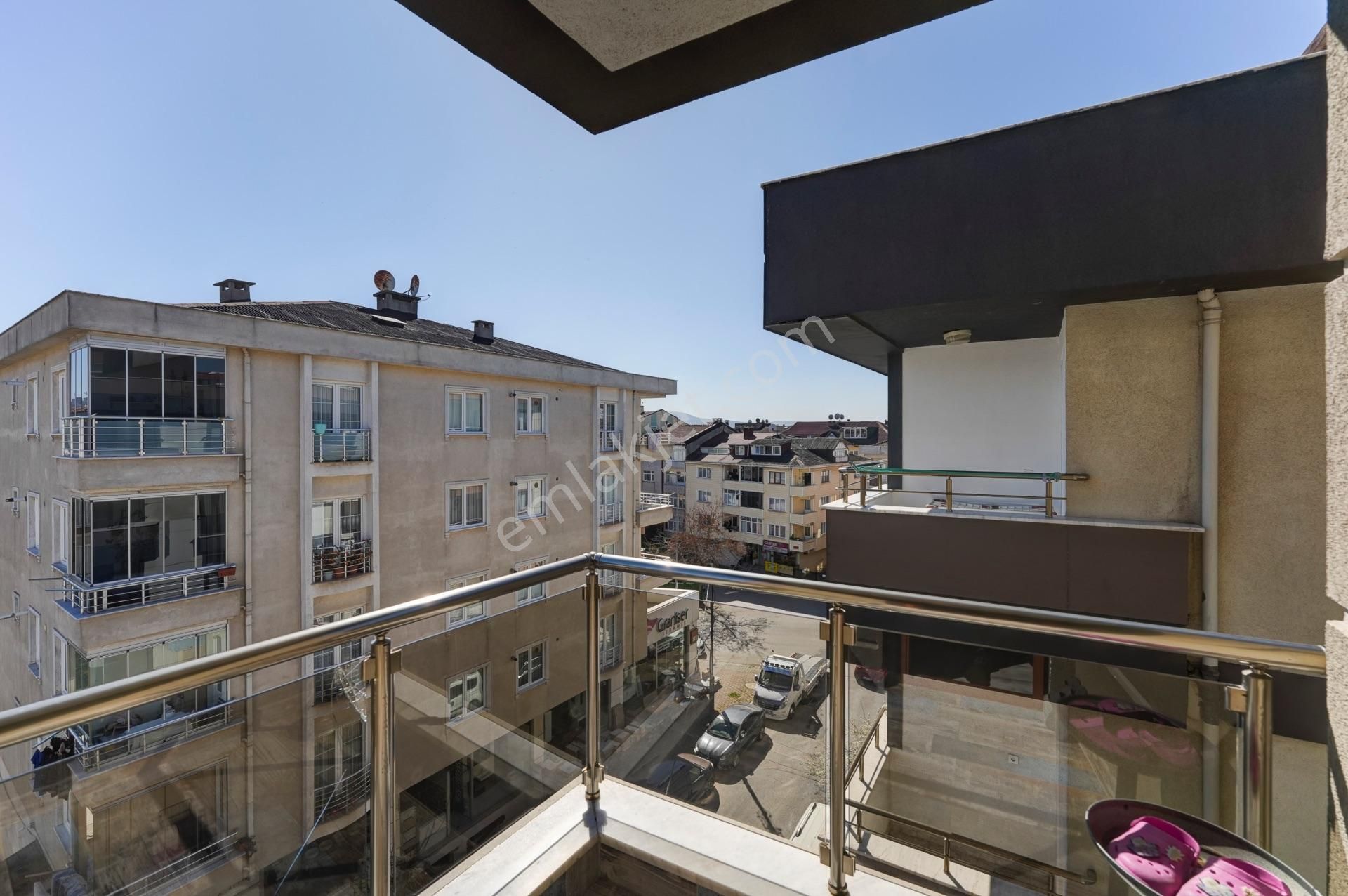 Çekmeköy Aydınlar Mah. Cadde Üzeri Net 189 M2 3+1 Dubleks Daire - Görsel 6