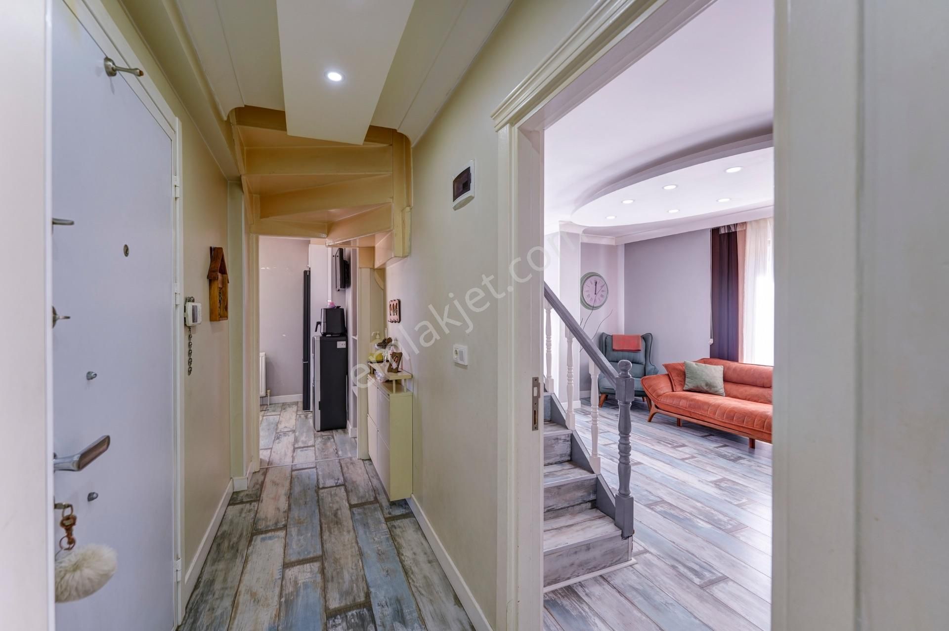 Çekmeköy Aydınlar Mah. Cadde Üzeri Net 189 M2 3+1 Dubleks Daire - Görsel 7
