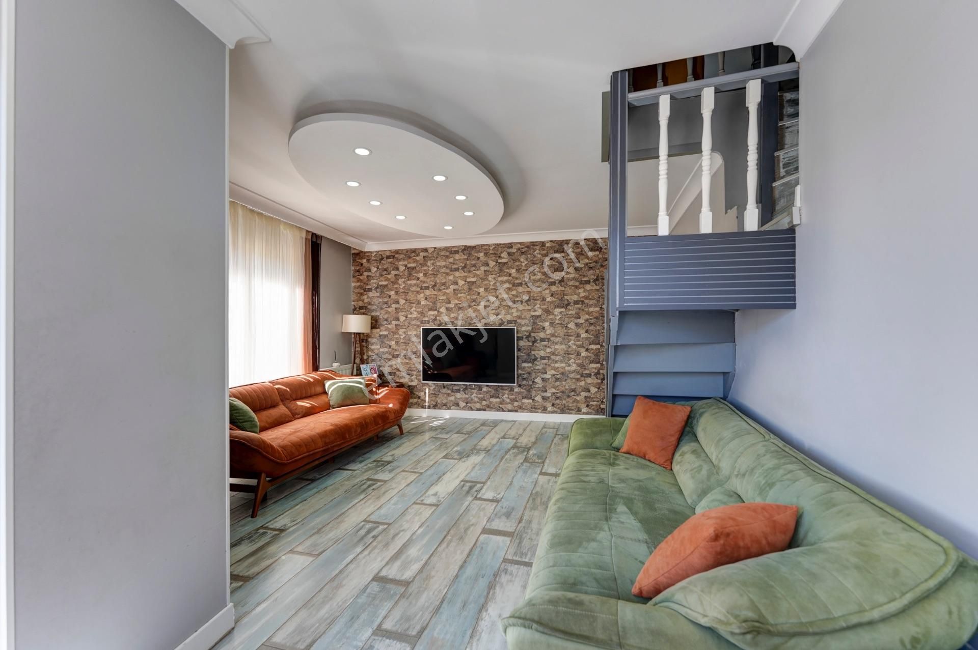 Çekmeköy Aydınlar Mah. Cadde Üzeri Net 189 M2 3+1 Dubleks Daire - Görsel 5