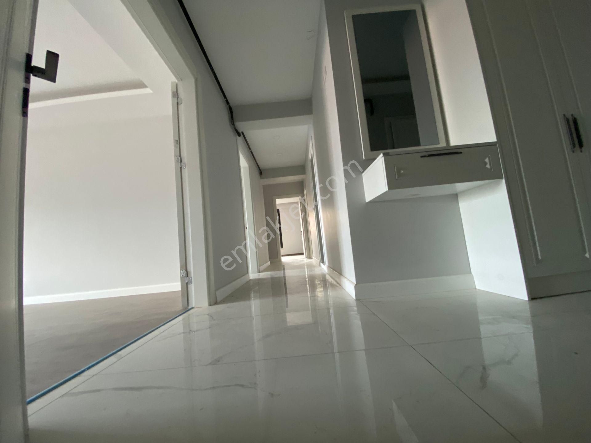 Konak Merkezde Lüx Daireler ...