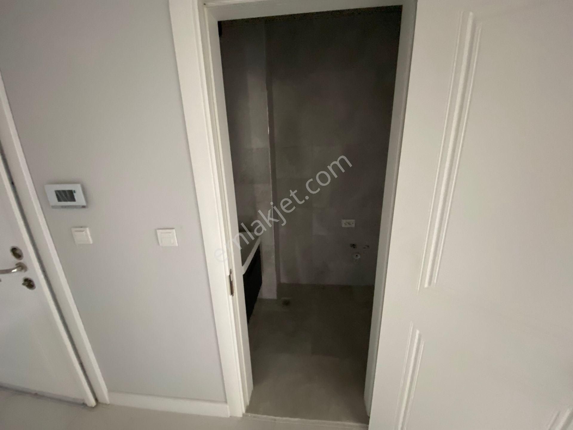 Konak Merkezde Lüx Daireler ... - Görsel 11