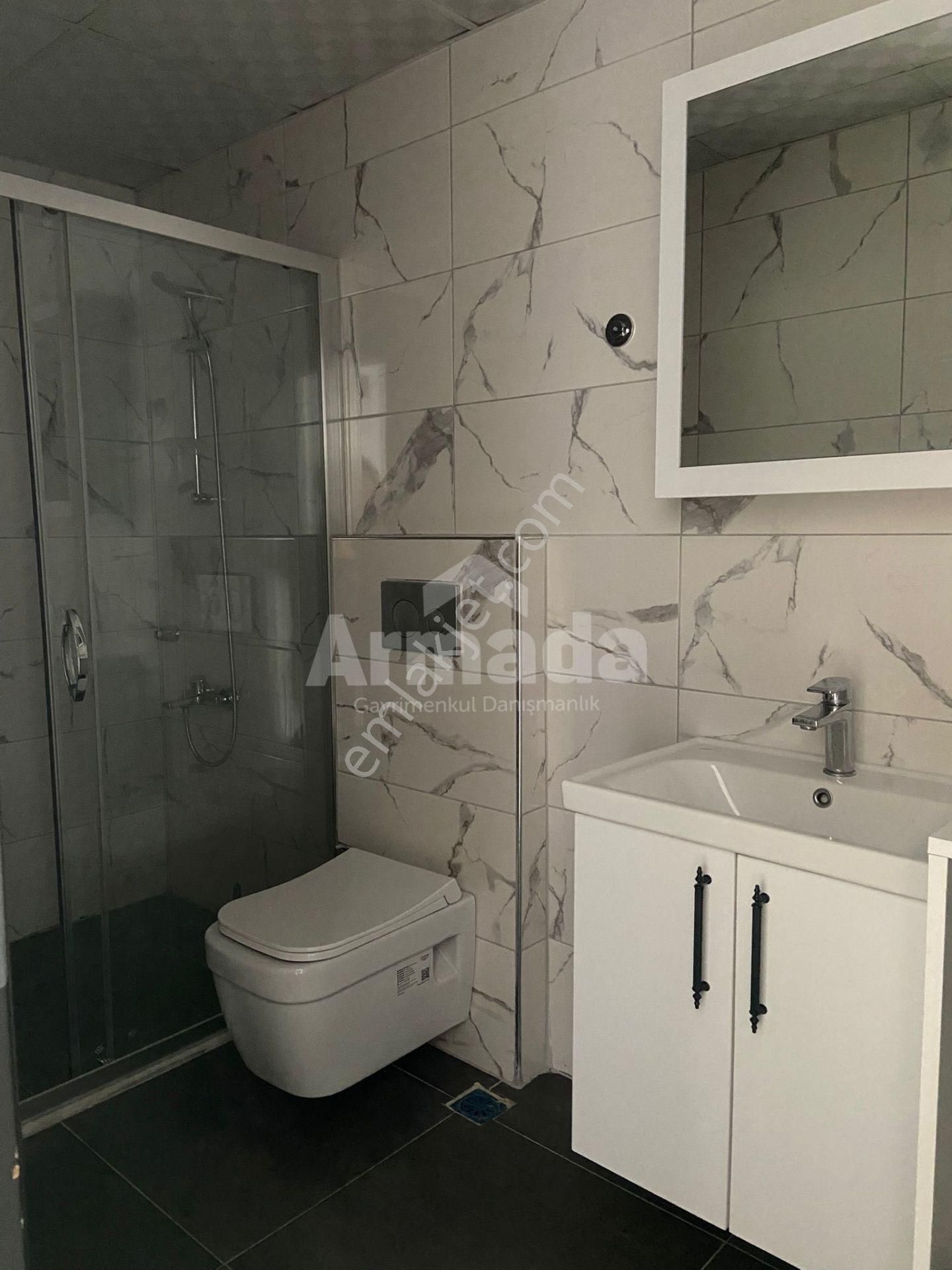 Kuşadası Merkezde 2+1 Satılık Daire - Görsel 9