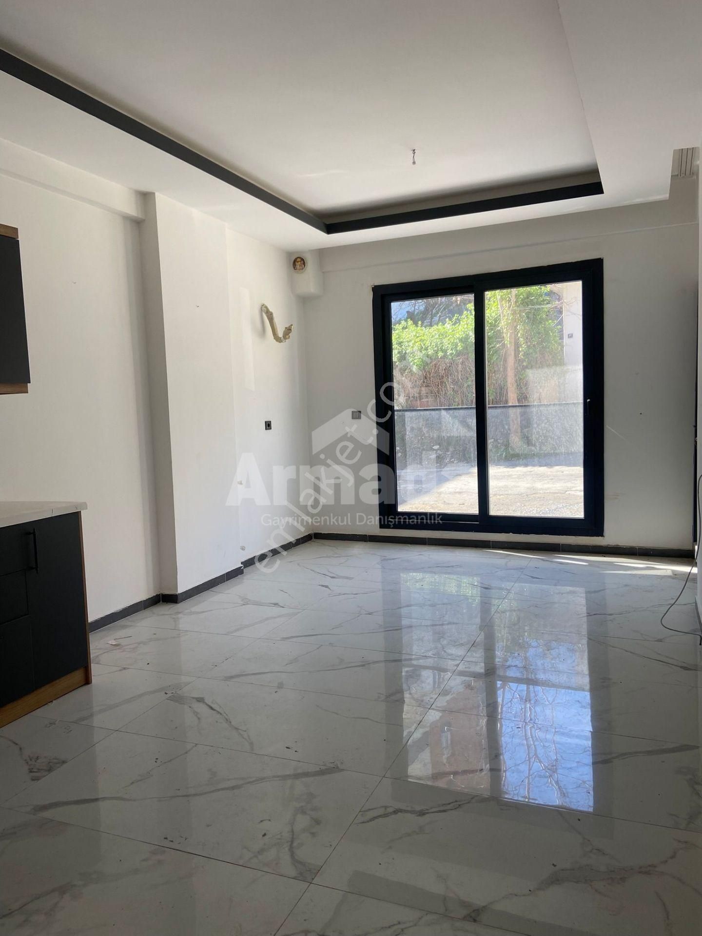 Kuşadası Merkezde 2+1 Satılık Daire - Görsel 5