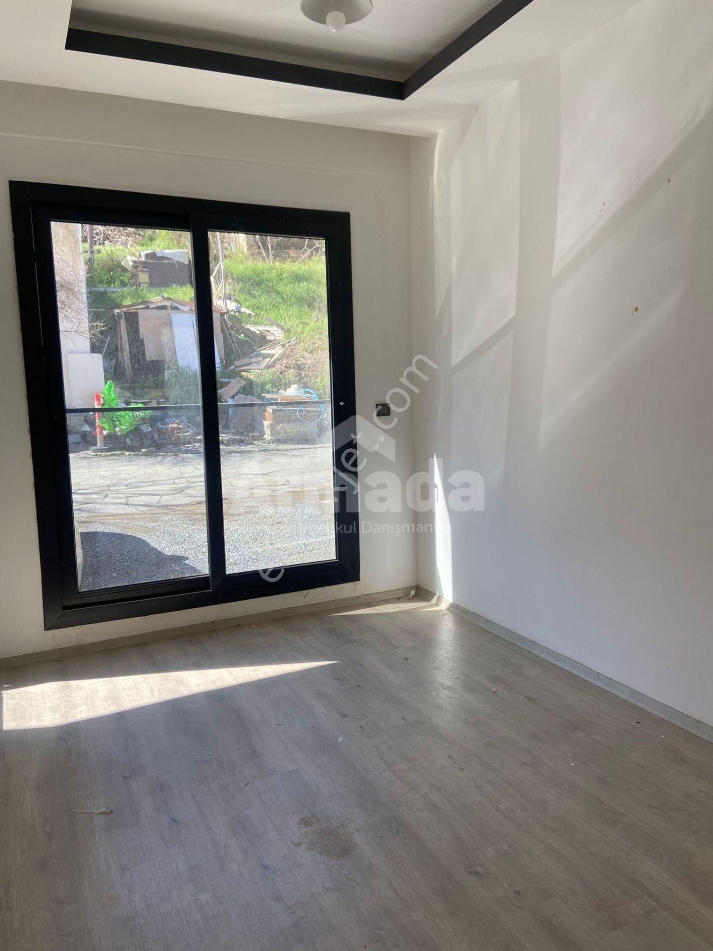 Kuşadası Merkezde 2+1 Satılık Daire - Görsel 11