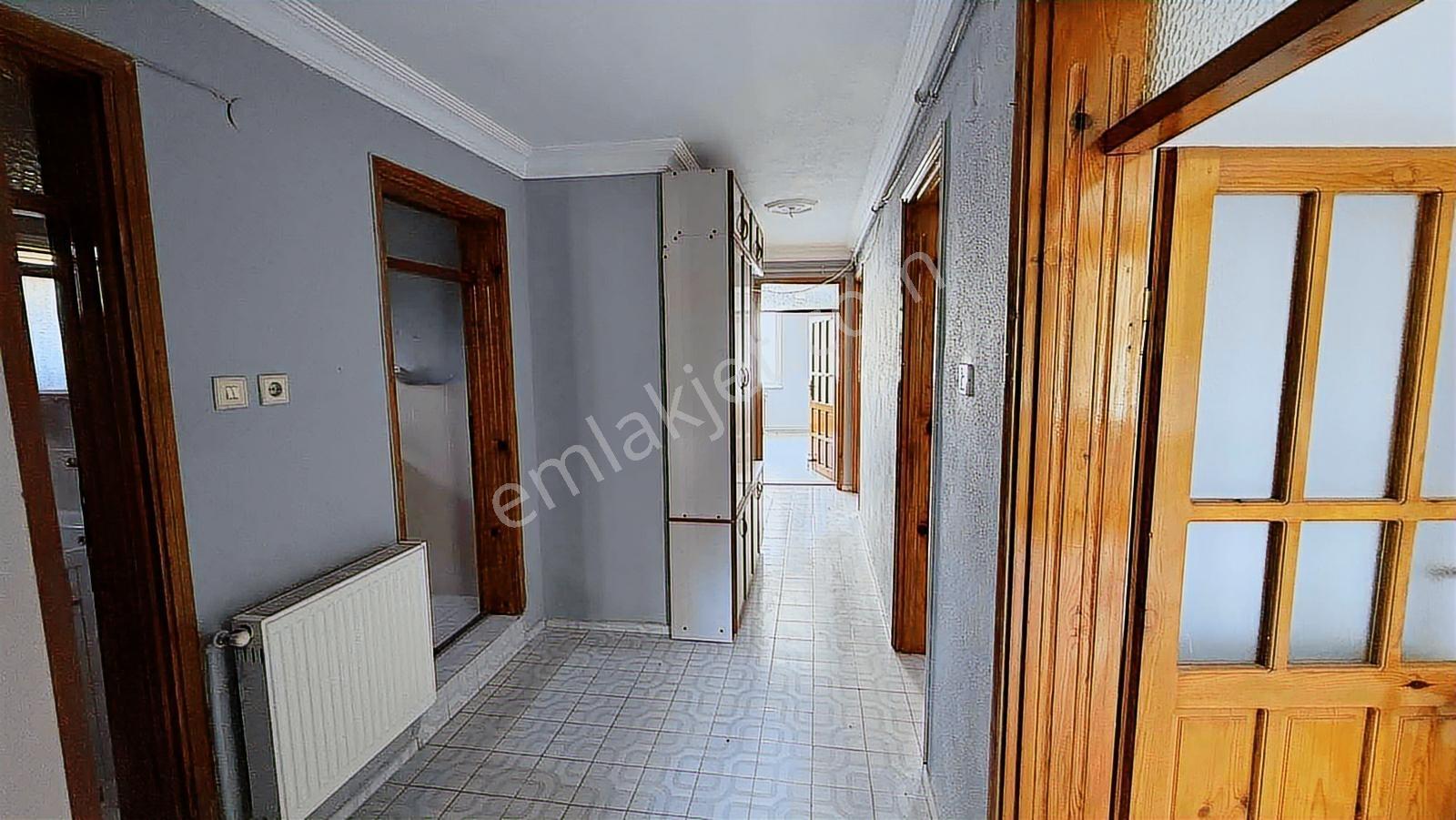 Balıkesir Karesi 1.sakarya Mahallesi Satılık 3 Katlı Komple Bina - Görsel 34