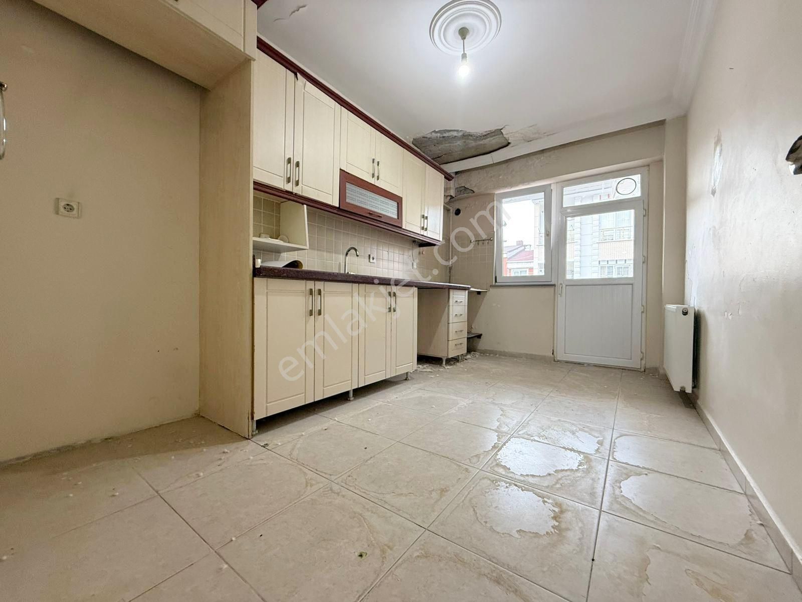 Mehmet Akif Ersoy Mahallesi Metrobüse 15dk Kiralık Daire ! - Görsel 8