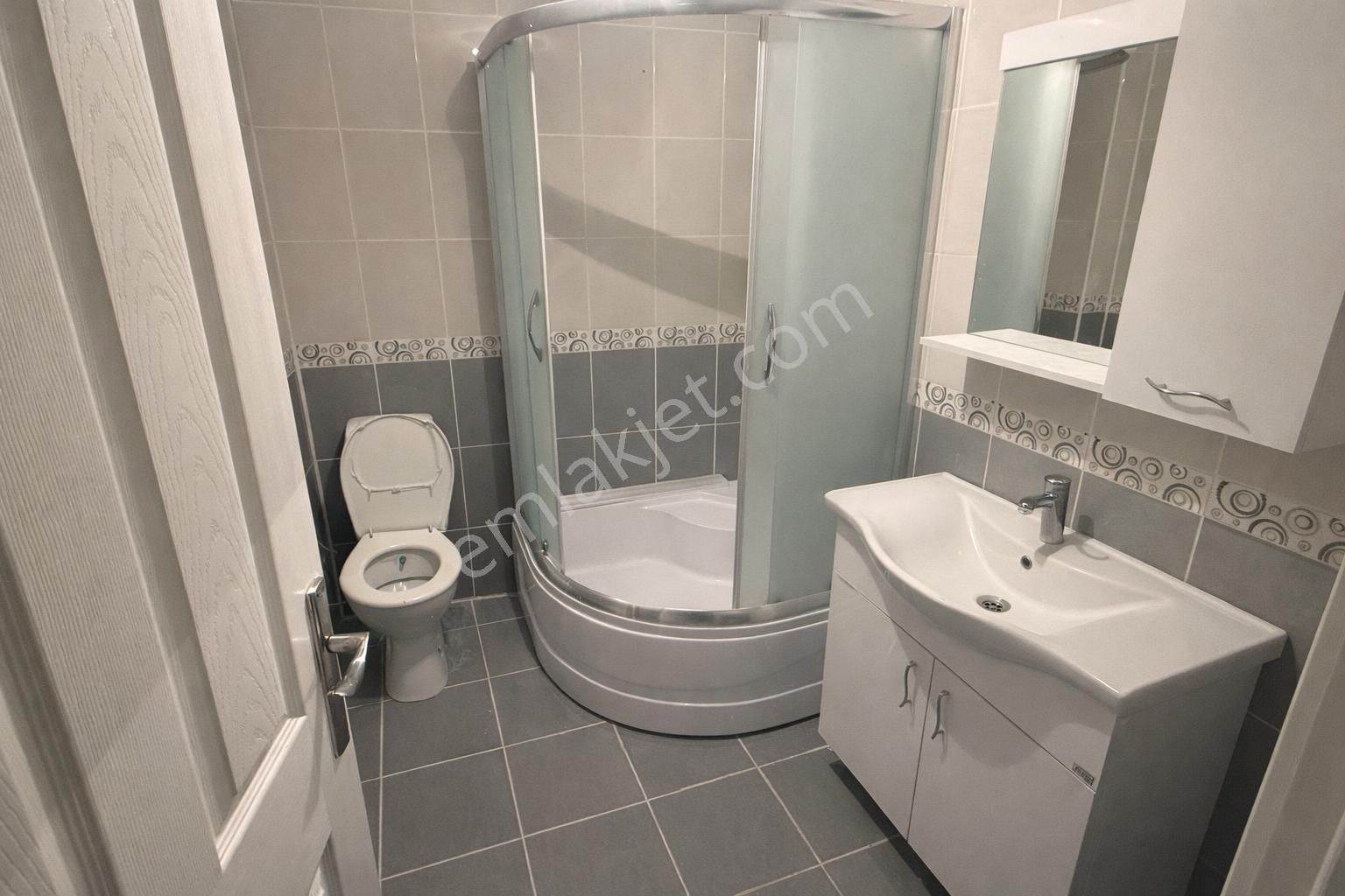 Reşadiye Mah.servis Güzargahı , 120 M² , 2+1 Kiralık Daire - Görsel 24