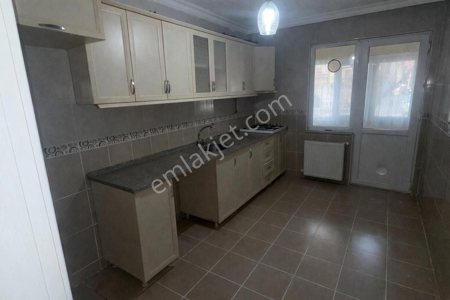 Reşadiye Mah.servis Güzargahı , 120 M² , 2+1 Kiralık Daire - Görsel 25