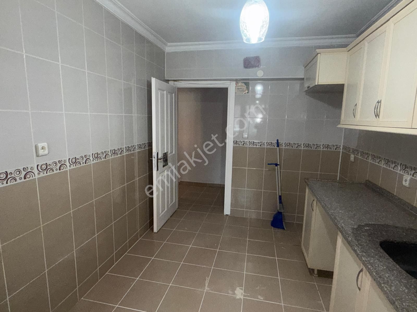 Reşadiye Mah.servis Güzargahı , 120 M² , 2+1 Kiralık Daire - Görsel 7