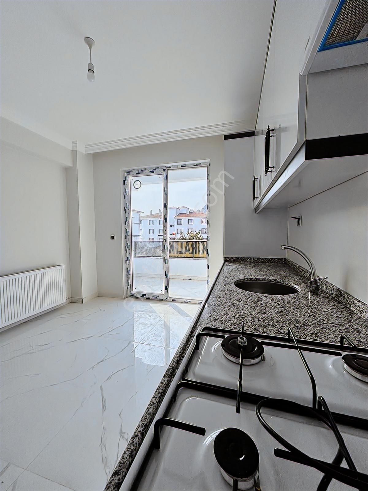 Sıla Gayrimenkulden Şehrin Merkezinde Satılık Ve Kiralık 3+1'ler - Görsel 27