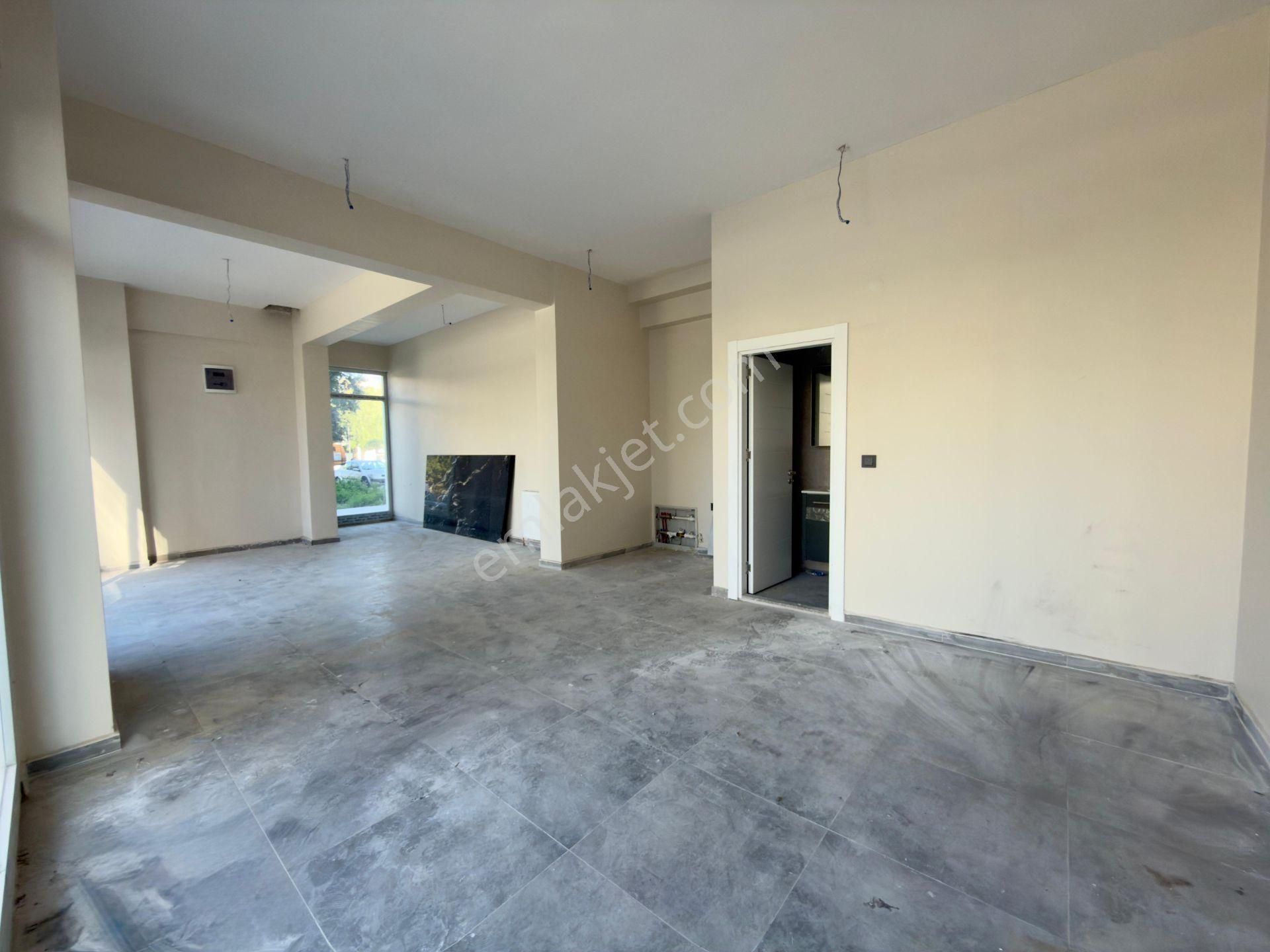 Manavkuyu Mahallesi İşlek Lokasyonda Kiralık Dükkan - Görsel 7