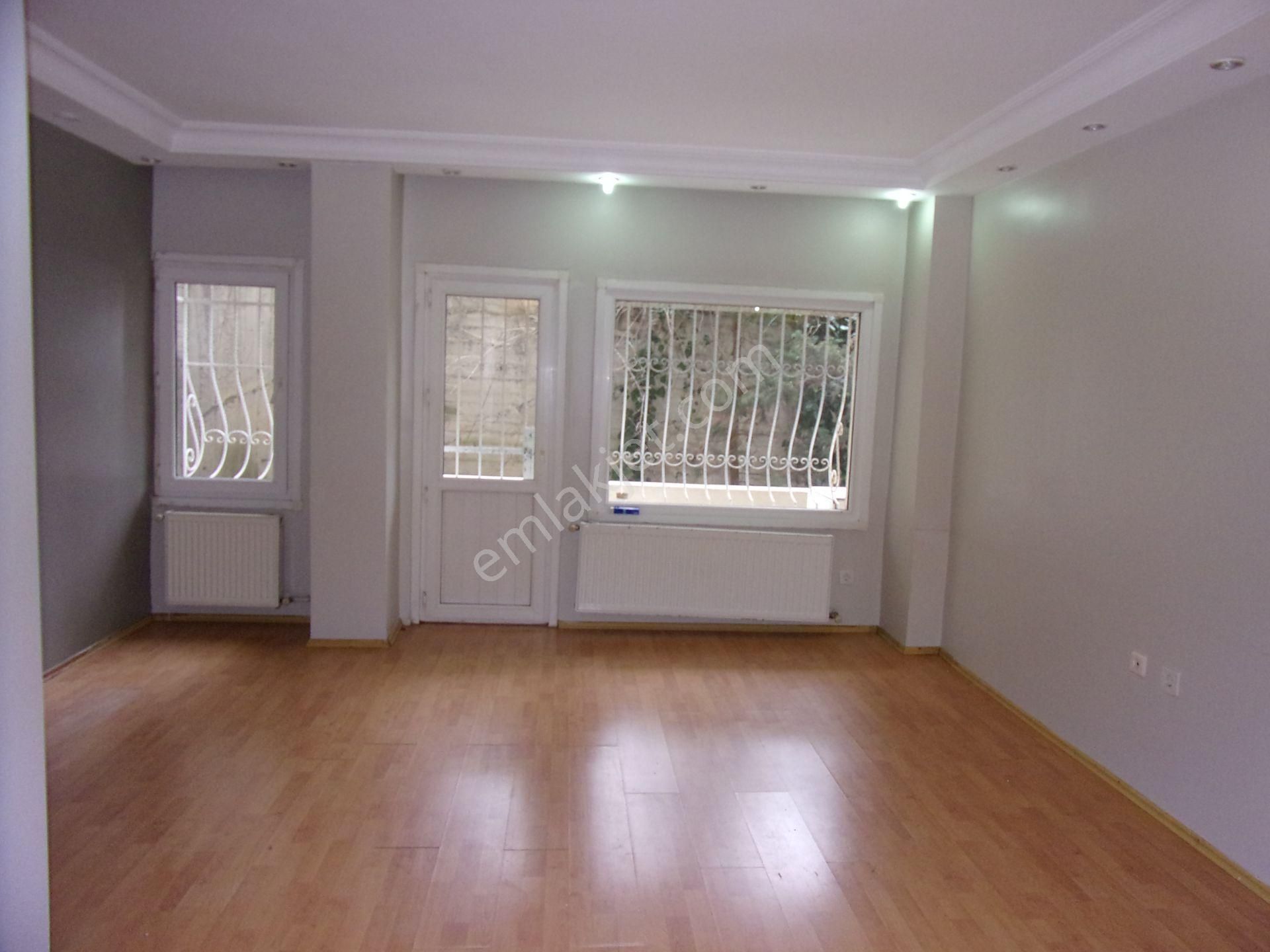 Tarabya Sanatçılar Sitesinde 2+1 100 Metrekare Kiralık Daire - Görsel 2