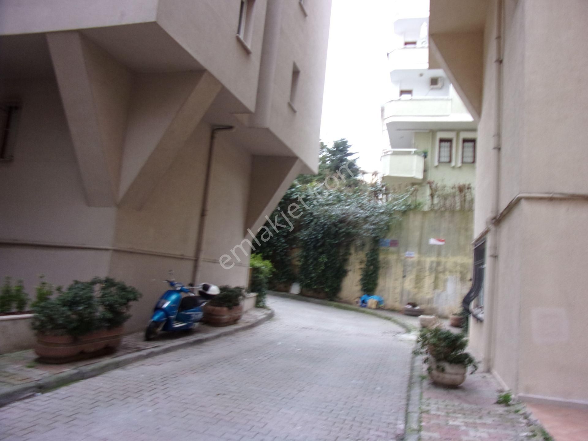 Tarabya Sanatçılar Sitesinde 2+1 100 Metrekare Kiralık Daire - Görsel 30