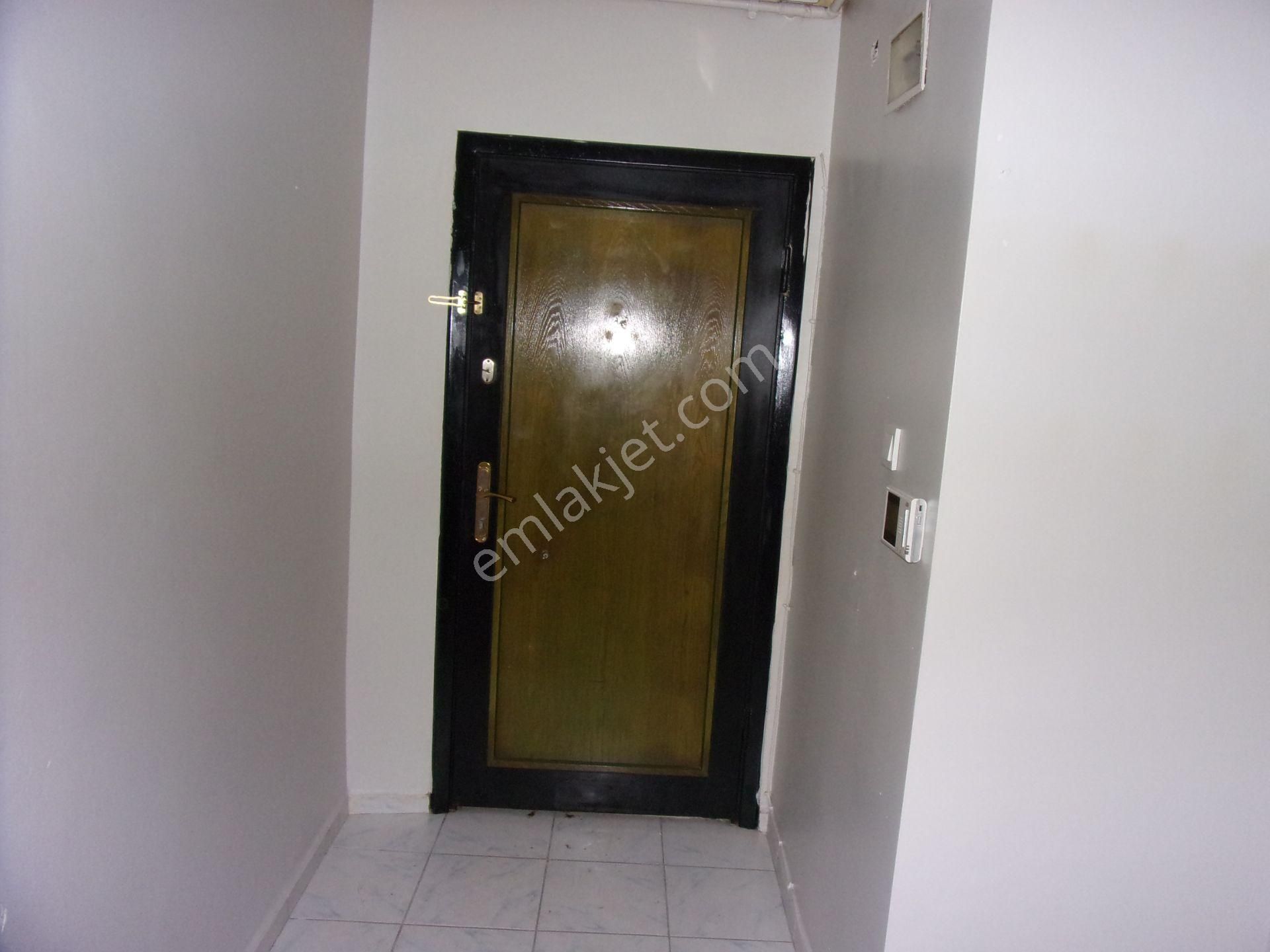 Tarabya Sanatçılar Sitesinde 2+1 100 Metrekare Kiralık Daire - Görsel 8