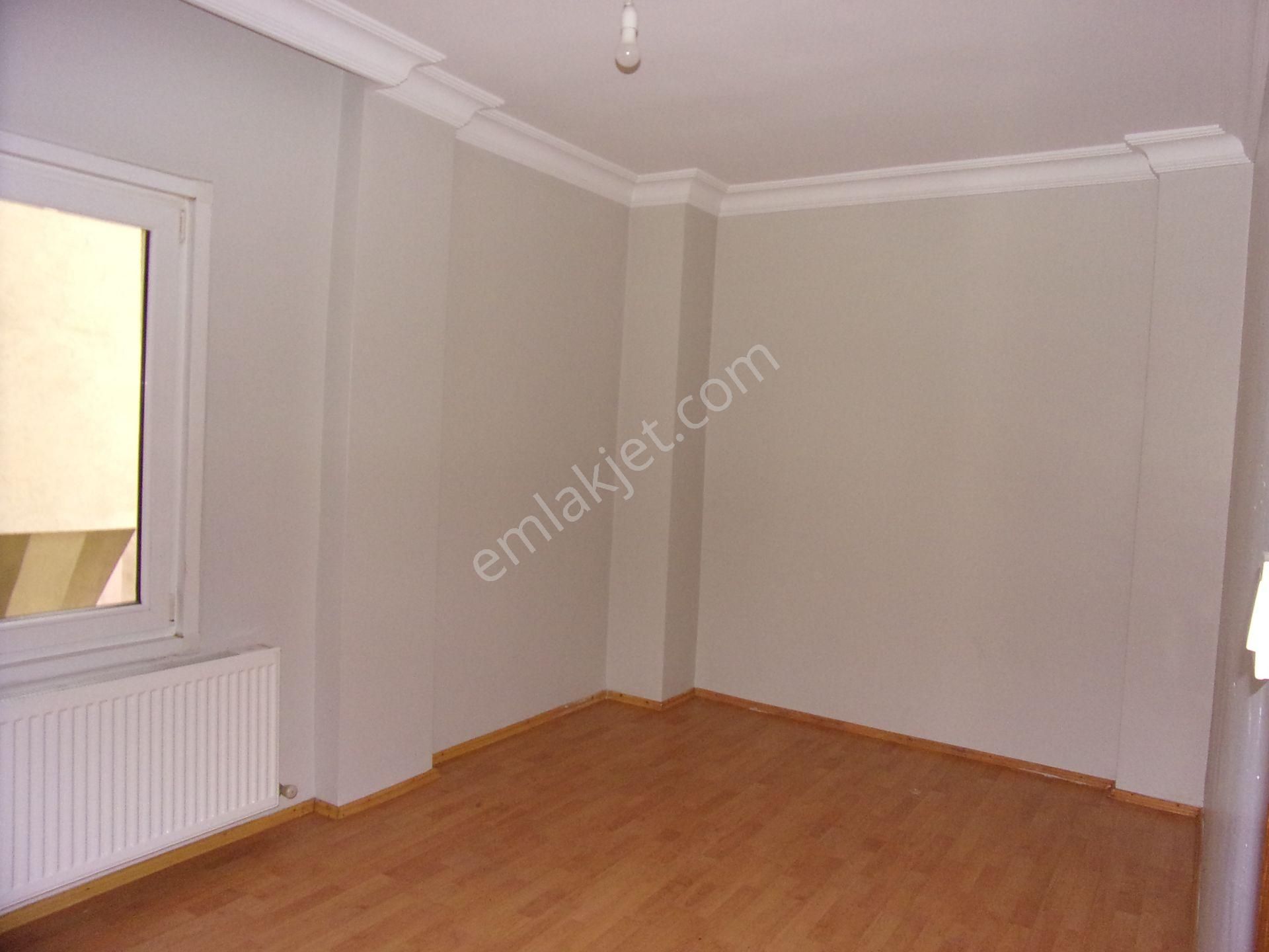 Tarabya Sanatçılar Sitesinde 2+1 100 Metrekare Kiralık Daire - Görsel 19