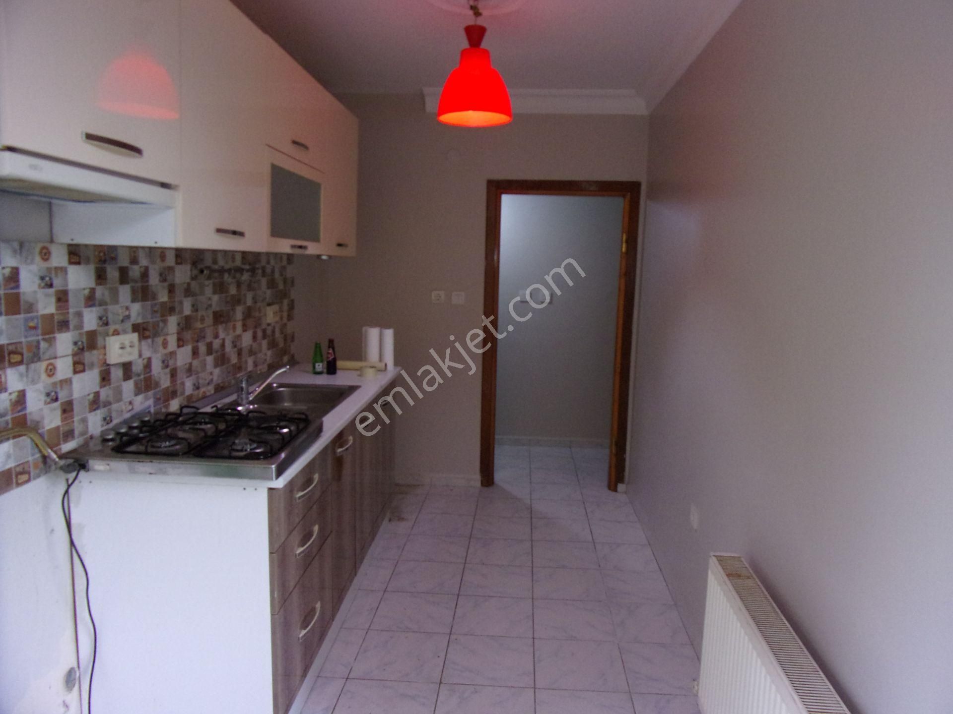 Tarabya Sanatçılar Sitesinde 2+1 100 Metrekare Kiralık Daire - Görsel 12