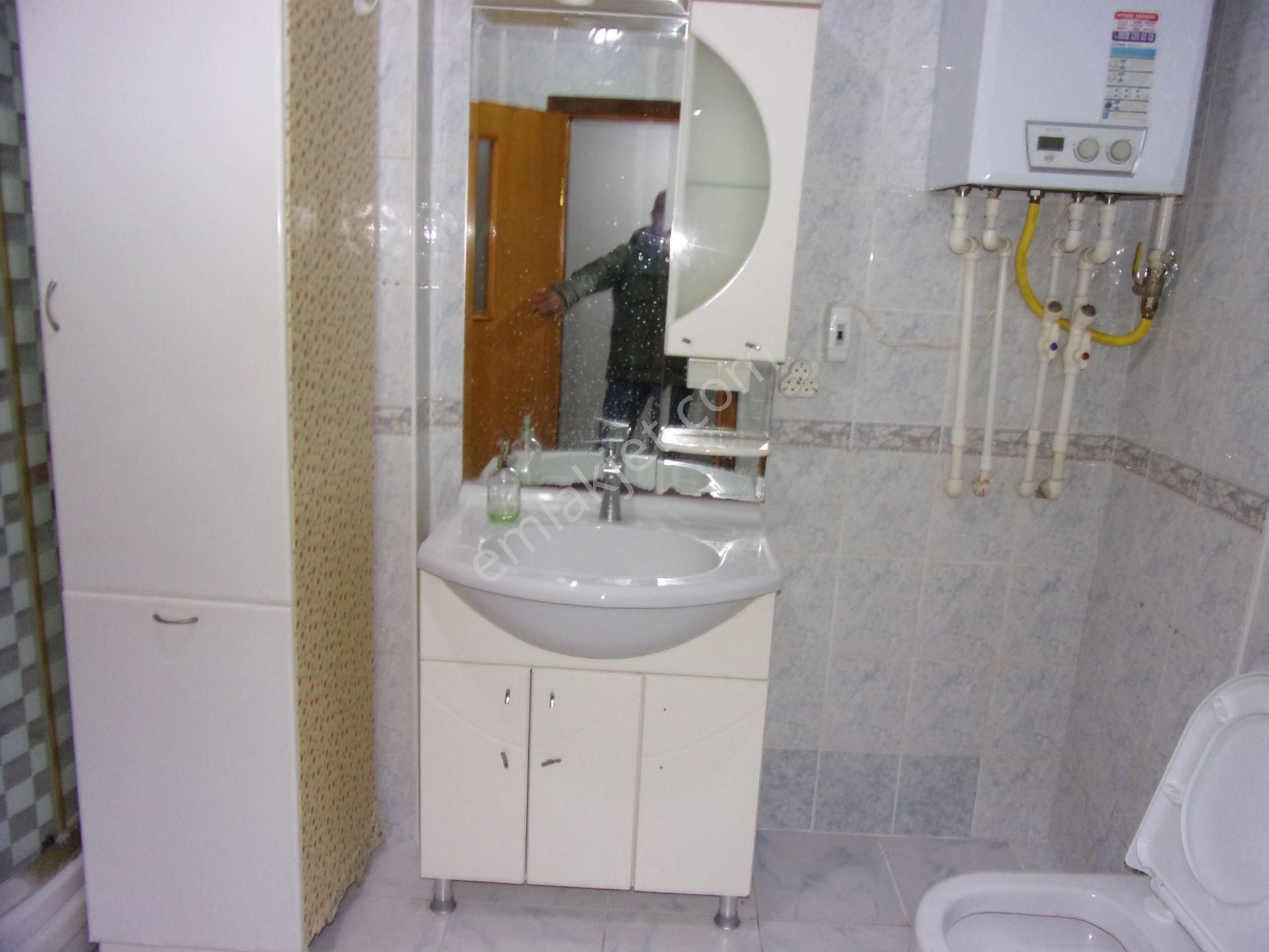 Tarabya Sanatçılar Sitesinde 2+1 100 Metrekare Kiralık Daire - Görsel 13