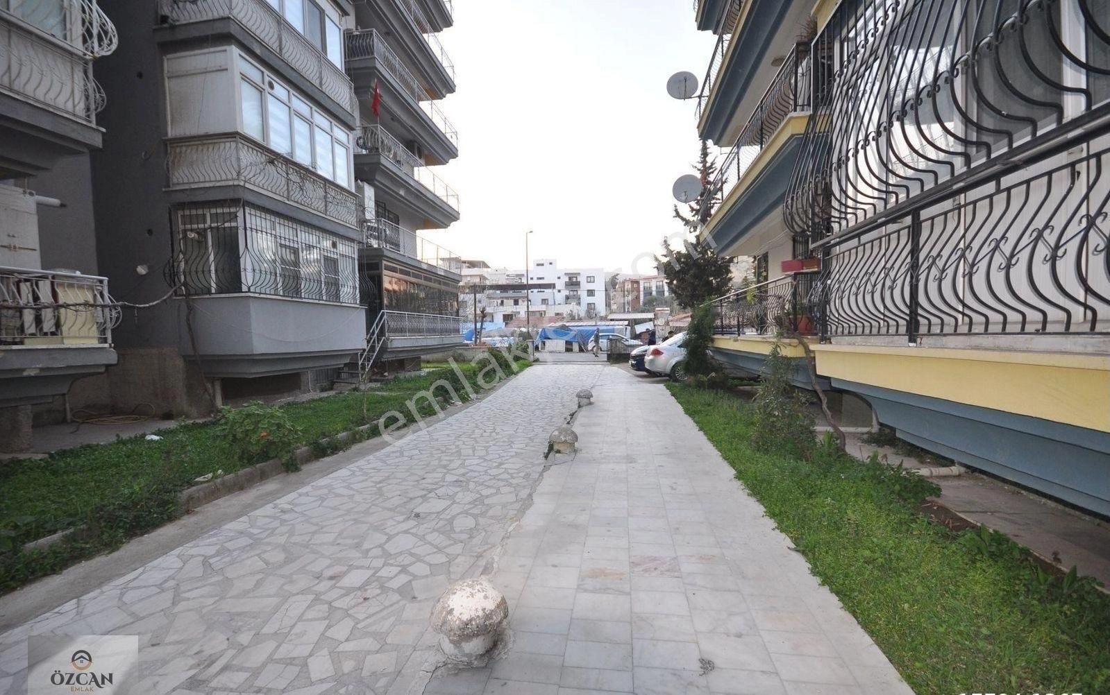 Söke Atatürk Mahallesinde Arakat 3+1 Satılık Daire - Görsel 7