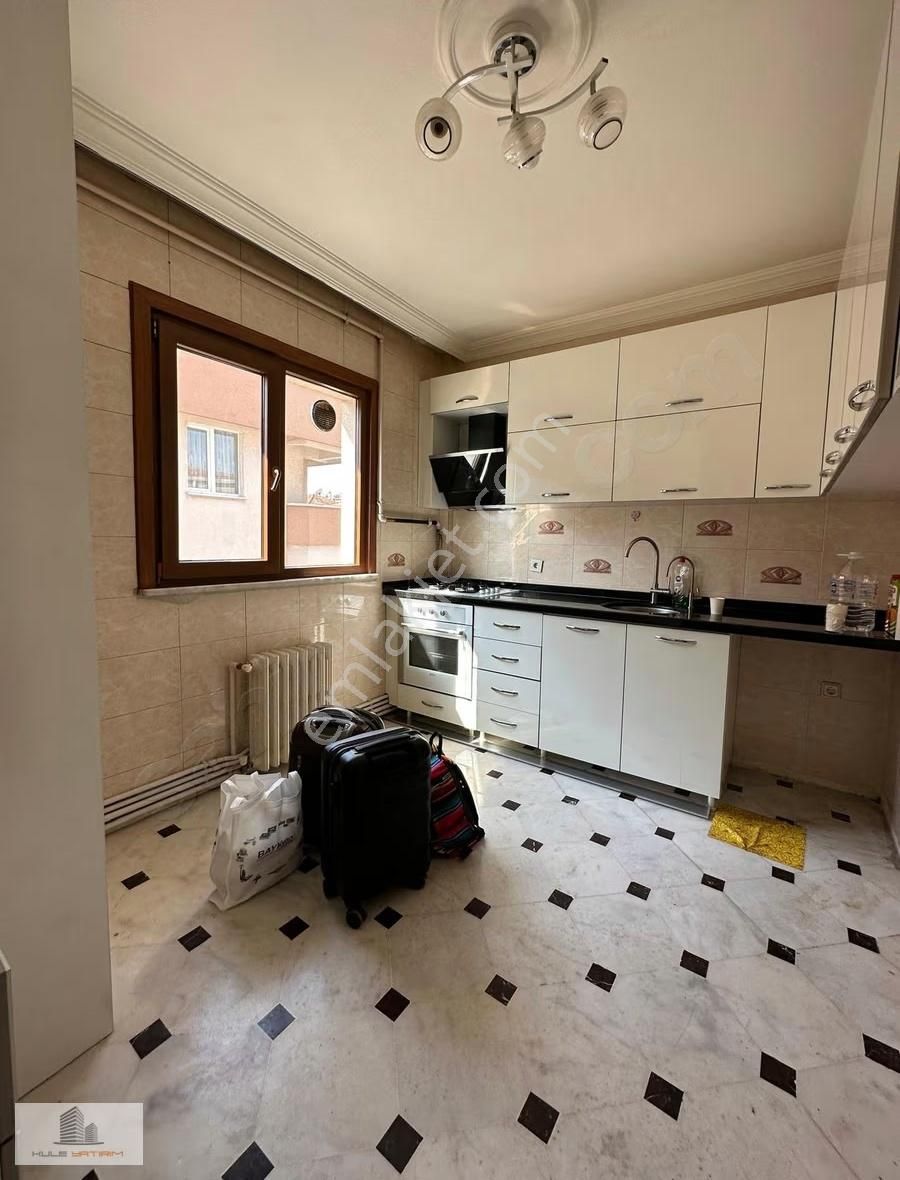 İçerenköy 3+1 Kiralık Boş Daire Metroya Yakın Otoparklı - Görsel 2