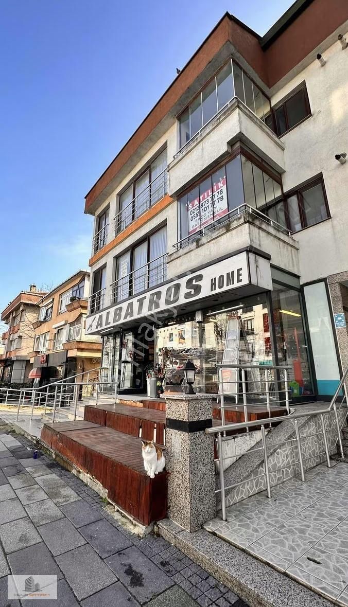 Atatürk Cad.'de Satılık Çift Dükkn Geniş Tabela Değeri Depolu - Görsel 13