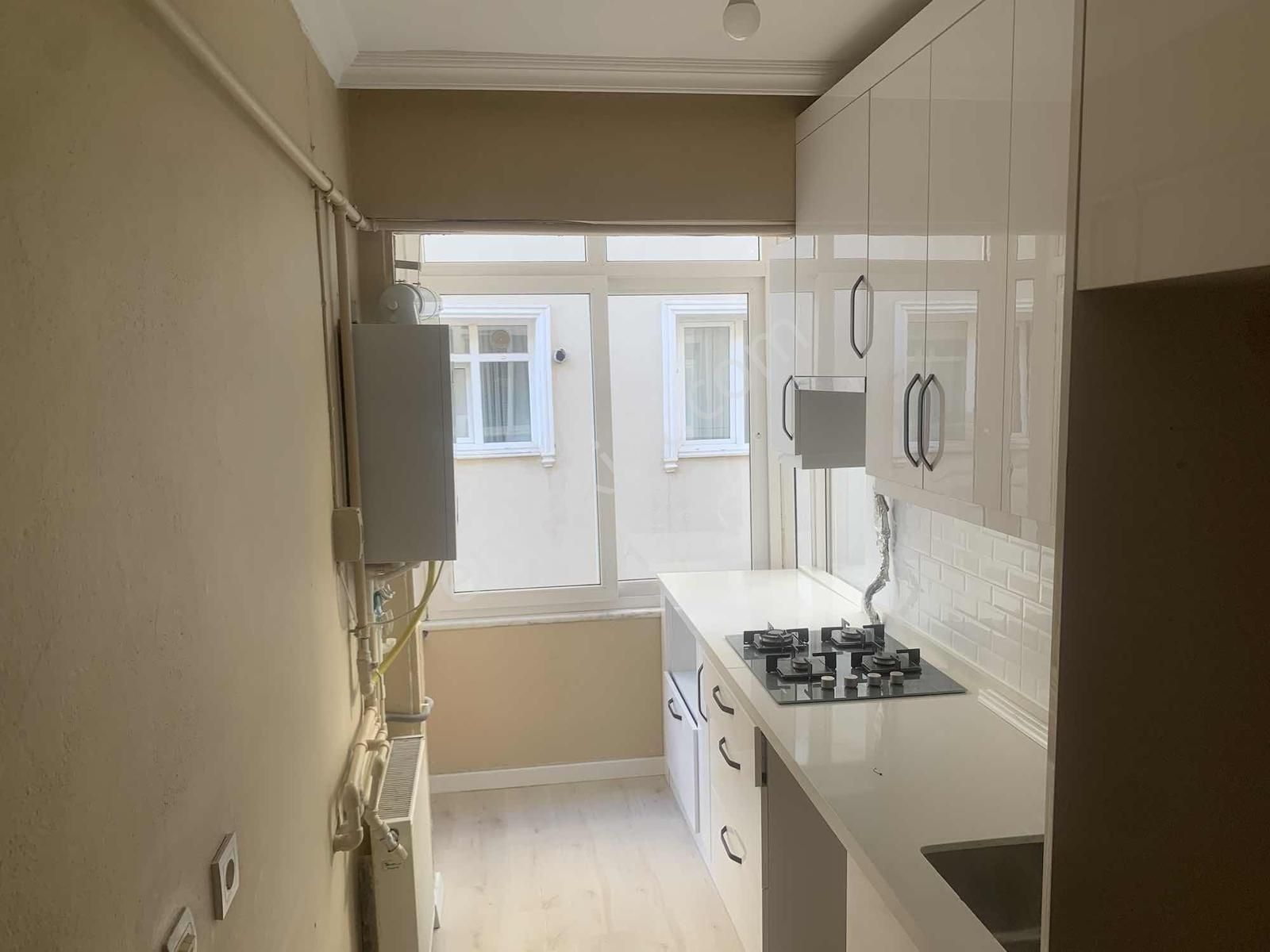 Maltepe Küçükyalı Metro Civarı 3+1 Kiralık Daire - Görsel 6