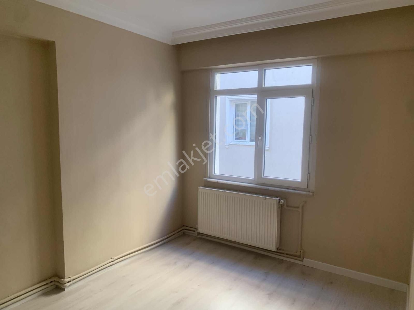 Maltepe Küçükyalı Metro Civarı 3+1 Kiralık Daire - Görsel 7