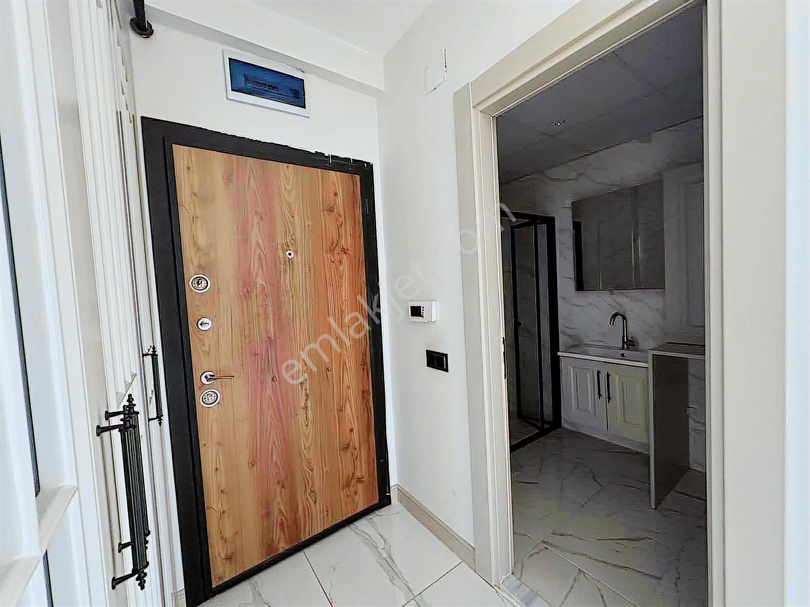 Havuzlu Site İçerisinde Lüks 3 Cepheli 2+1 Daire - Görsel 18