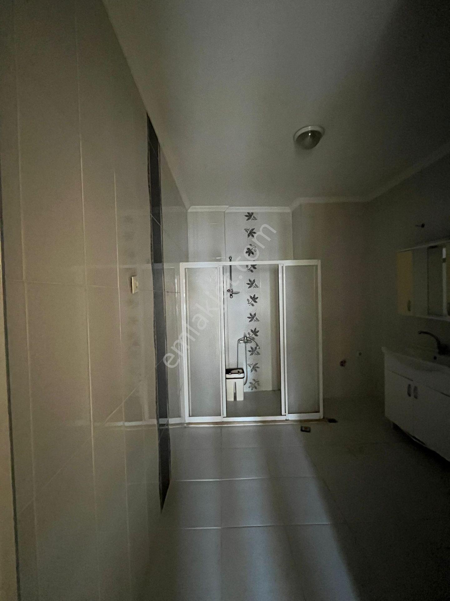 Trbzon Beşirli Cadde Üstü Kiralık 4+1 Daire - Görsel 10