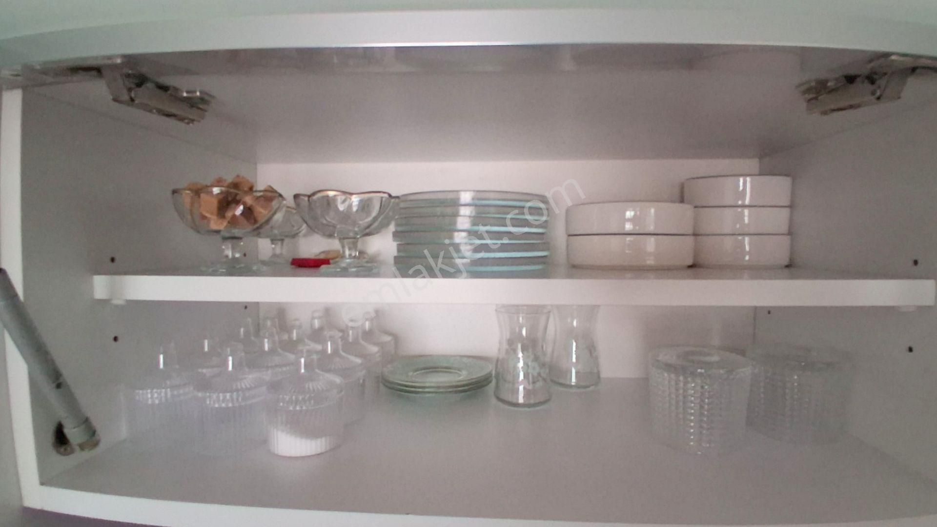 Mertcan'dan Havuzlu Güvenlikli Lüks Sitede Full Eşyalı 1+1 Daire - Görsel 8