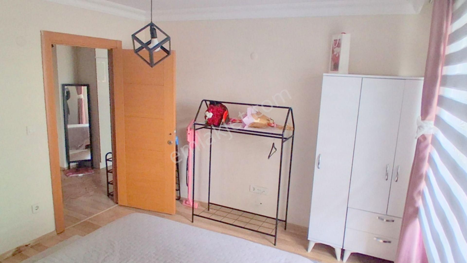 Mertcan'dan Havuzlu Güvenlikli Lüks Sitede Full Eşyalı 1+1 Daire - Görsel 16