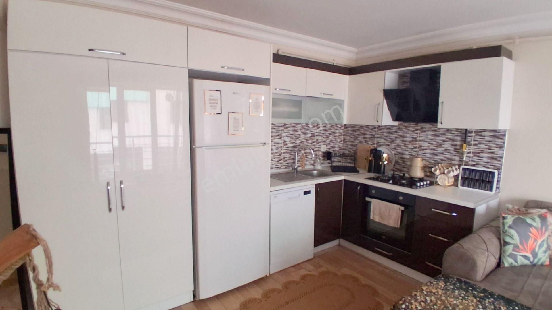 Mertcan'dan Havuzlu Güvenlikli Lüks Sitede Full Eşyalı 1+1 Daire - Görsel 6