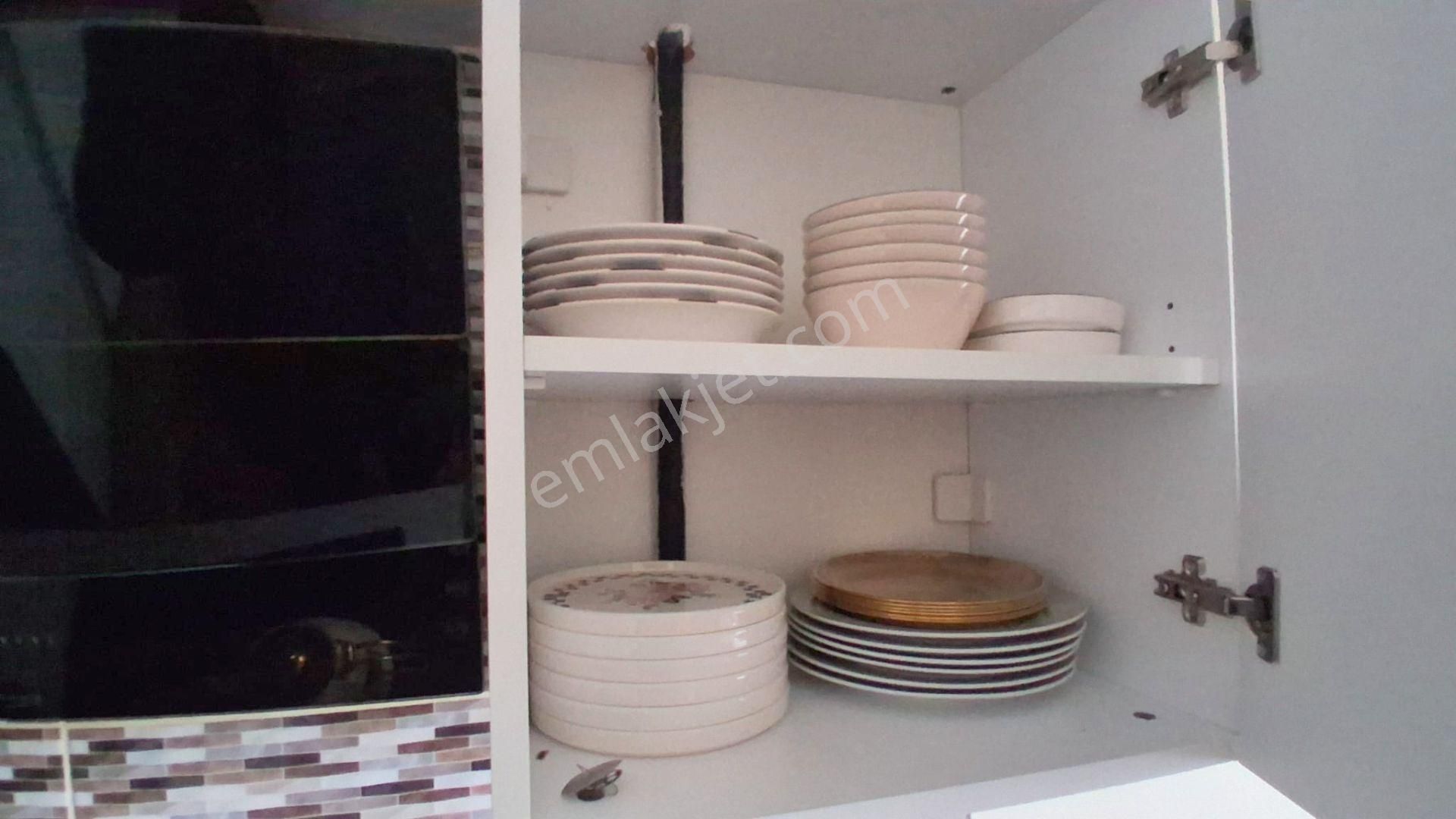 Mertcan'dan Havuzlu Güvenlikli Lüks Sitede Full Eşyalı 1+1 Daire - Görsel 12