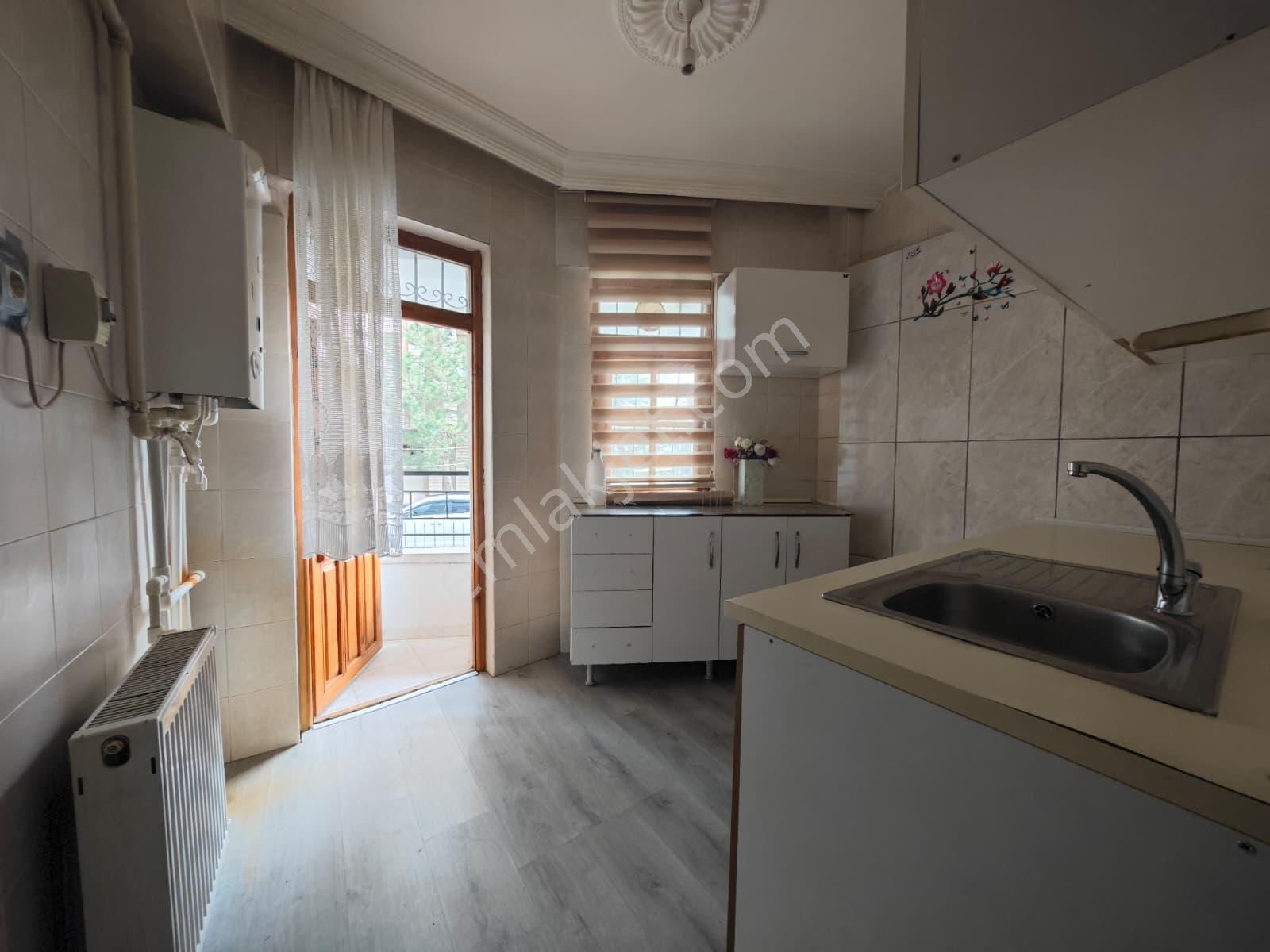 Ekin Mahallesinde Su Deposu Yakını 2+1 Kiralık Yüksek Giriş !! - Görsel 21